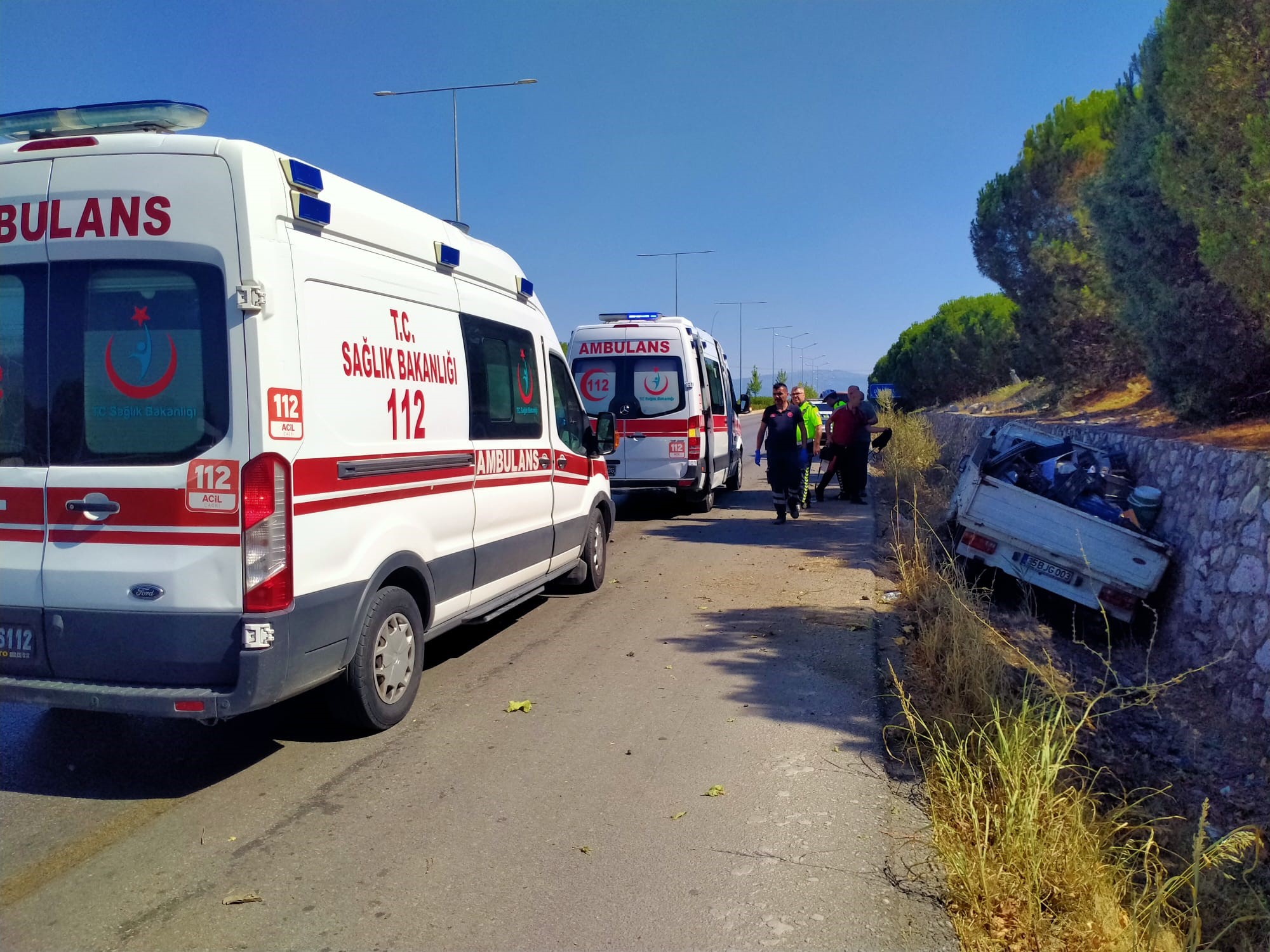 Kamyonet Yoldan Çıktı (5)