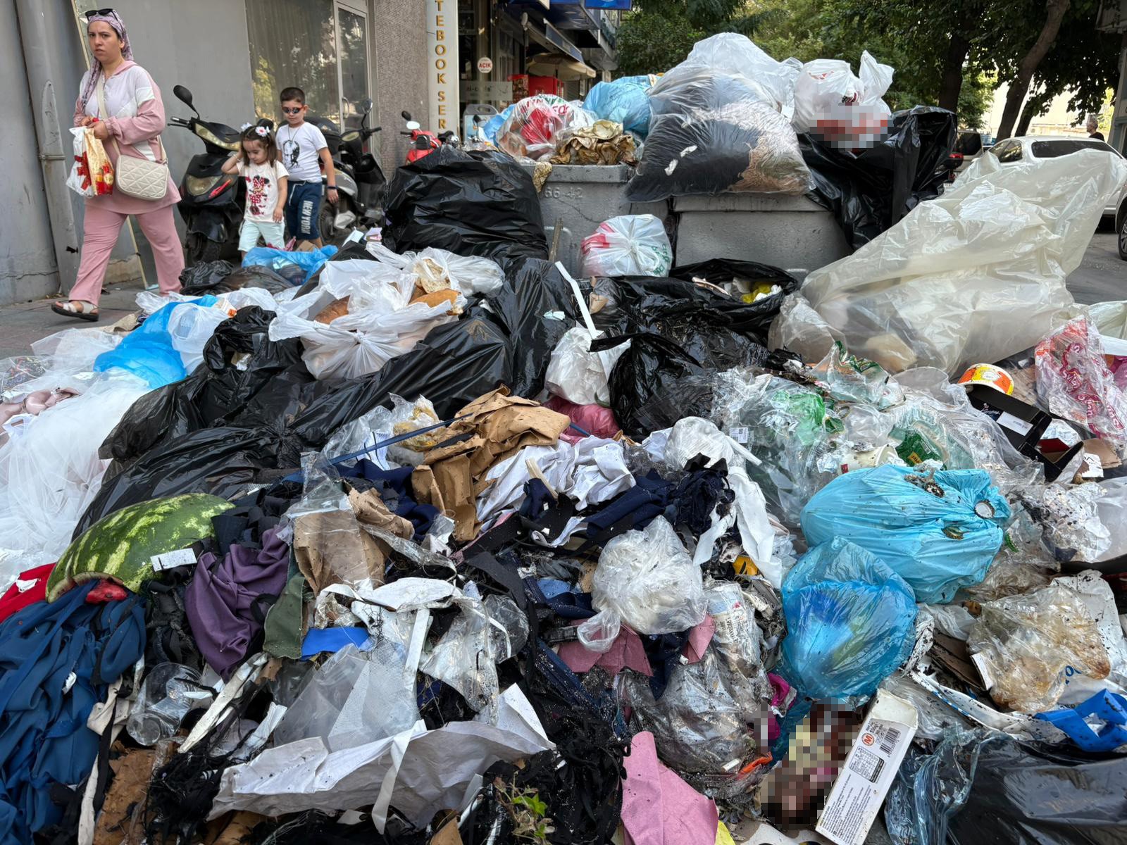 Sokaklar Çöple Doldu, Vatandaş Tepkili (2)