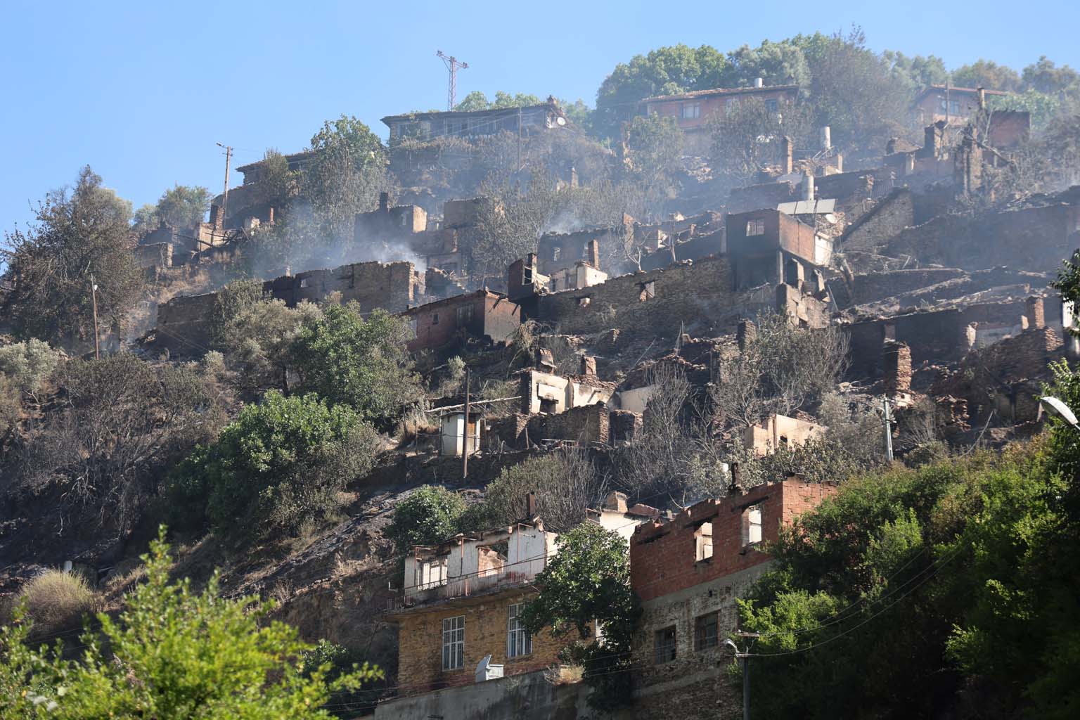 Tosunlar Mahallesi’nden Geriye Harabe Kaldı (3)