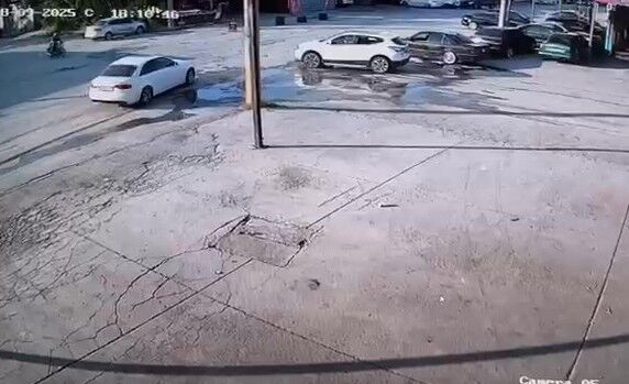 Aceleci Çırak Ortalığı Birbirine Kattı (2)