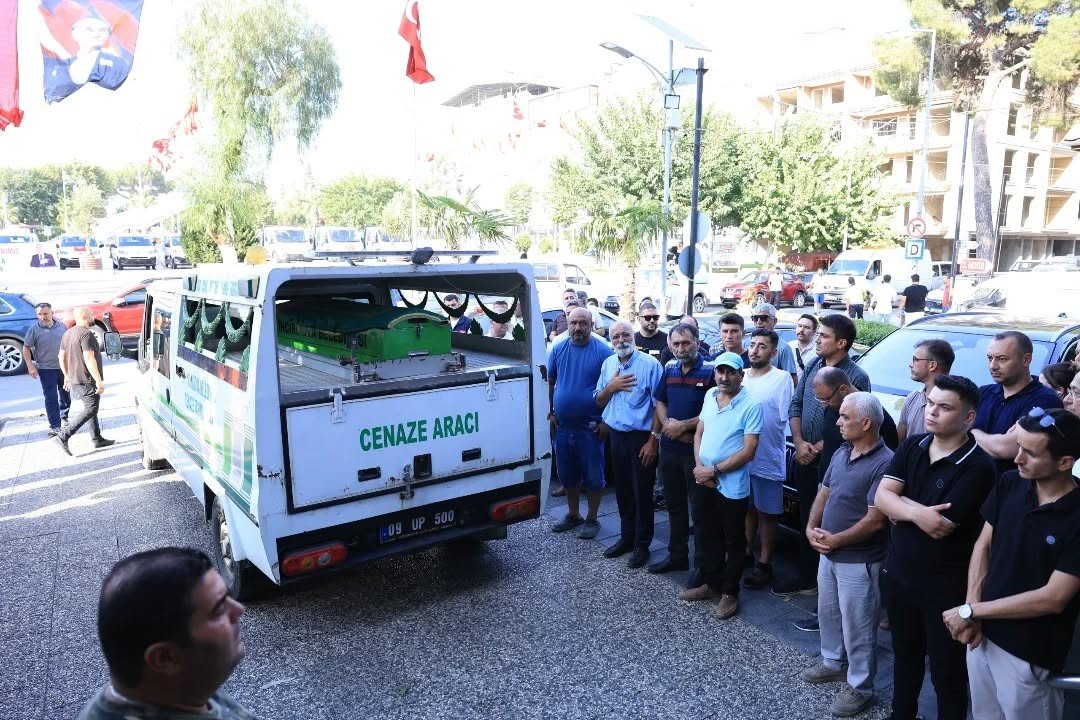 Aydın’da Belediye Personeli 1 Çocuk Annesine Acı Veda (6)