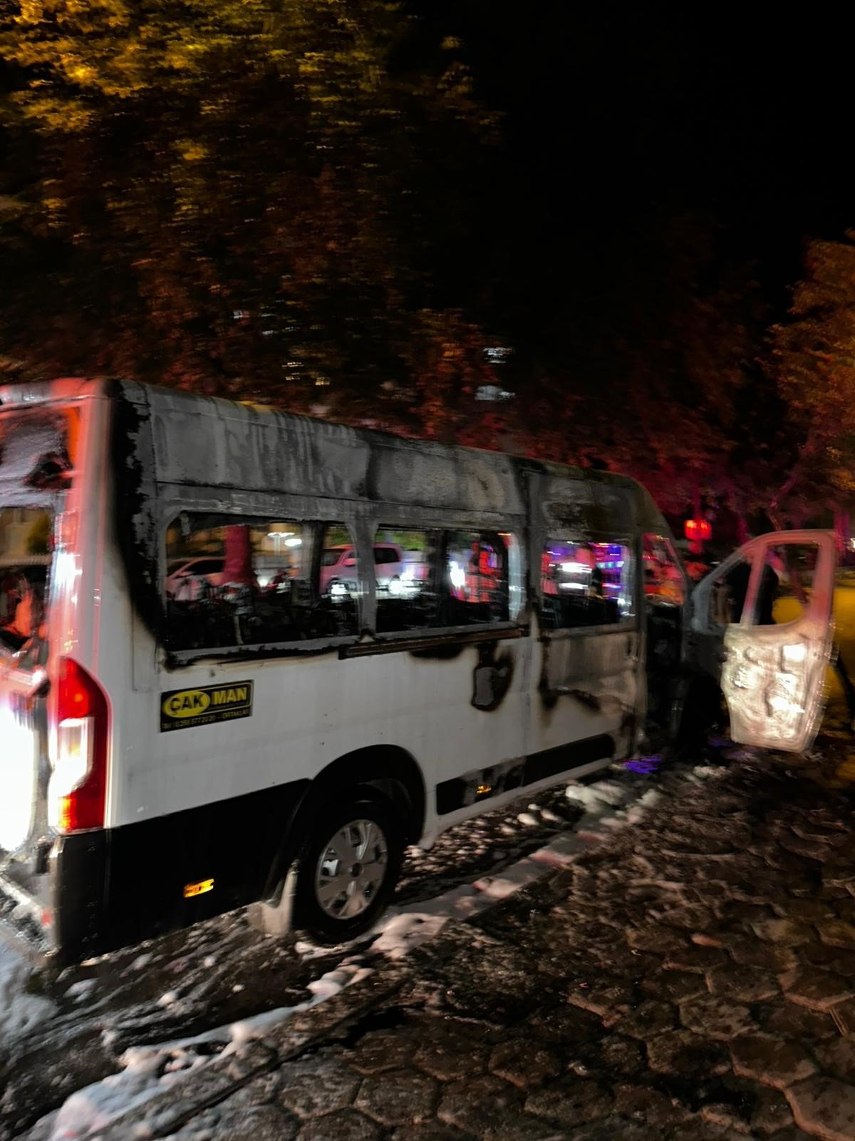 Aydın’da Okul Taşıtı Alevlere Teslim Oldu (5)