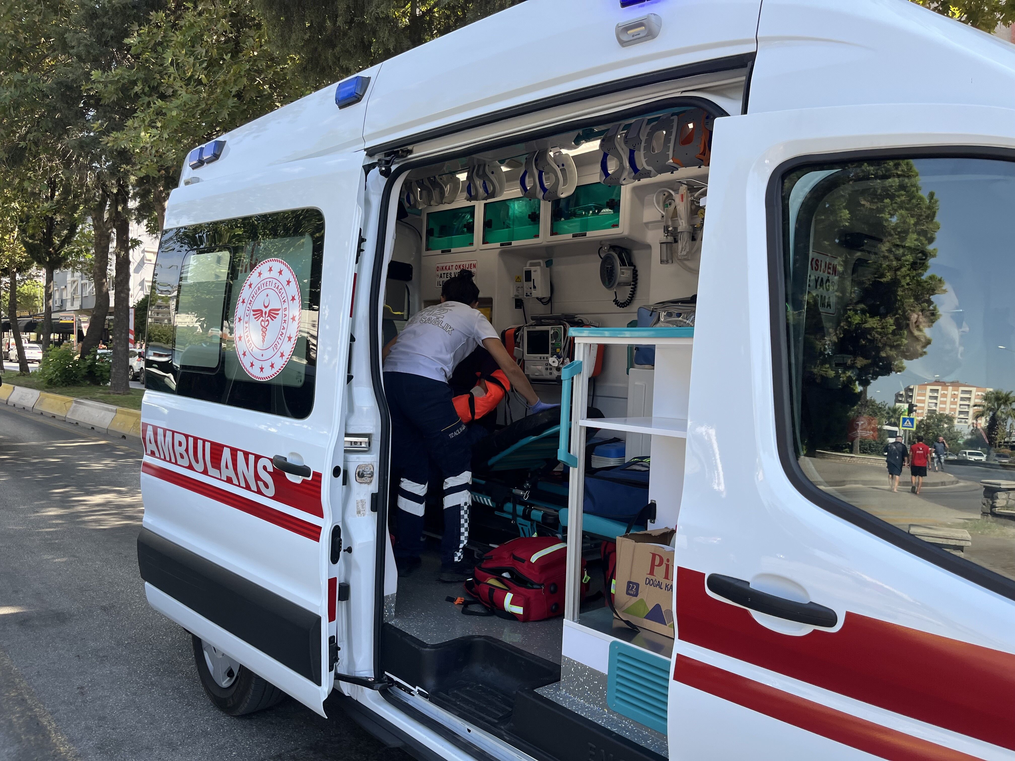 Aydın’da Otomobil Takla Attı, Yaralılar Var (5)