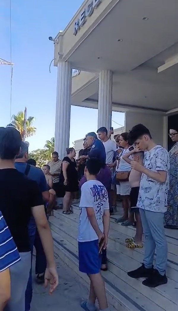 Aydın’da Personel Ayağa Kalktı, Polis Ekipleri Sevk Edildi (2)