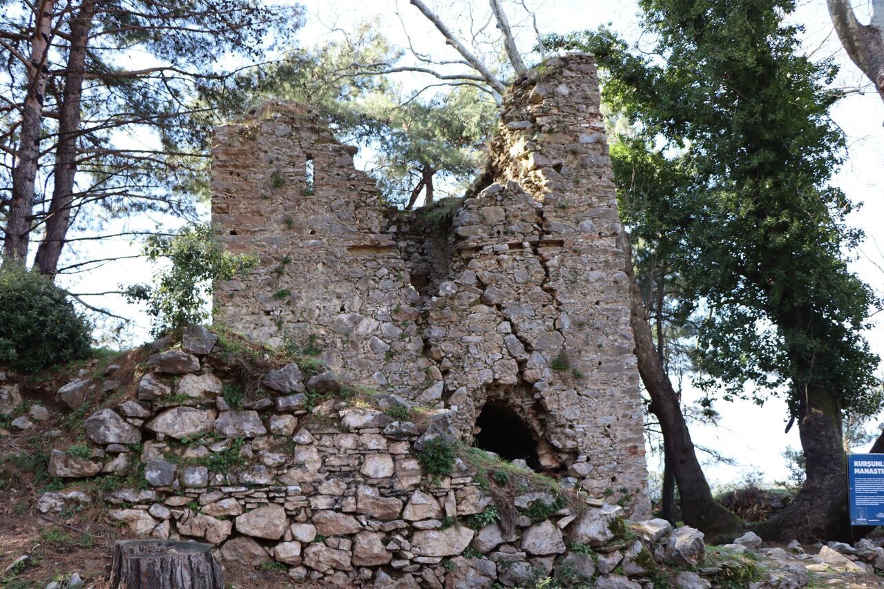 Aydın’da Zirveye Gizlenmiş 900 Yıllık Manastır (4)