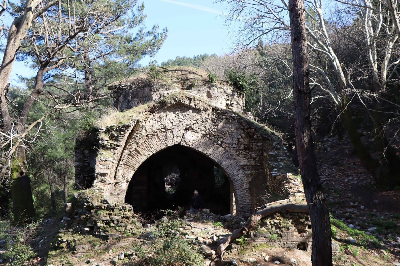 Aydın’da Zirveye Gizlenmiş 900 Yıllık Manastır (5)