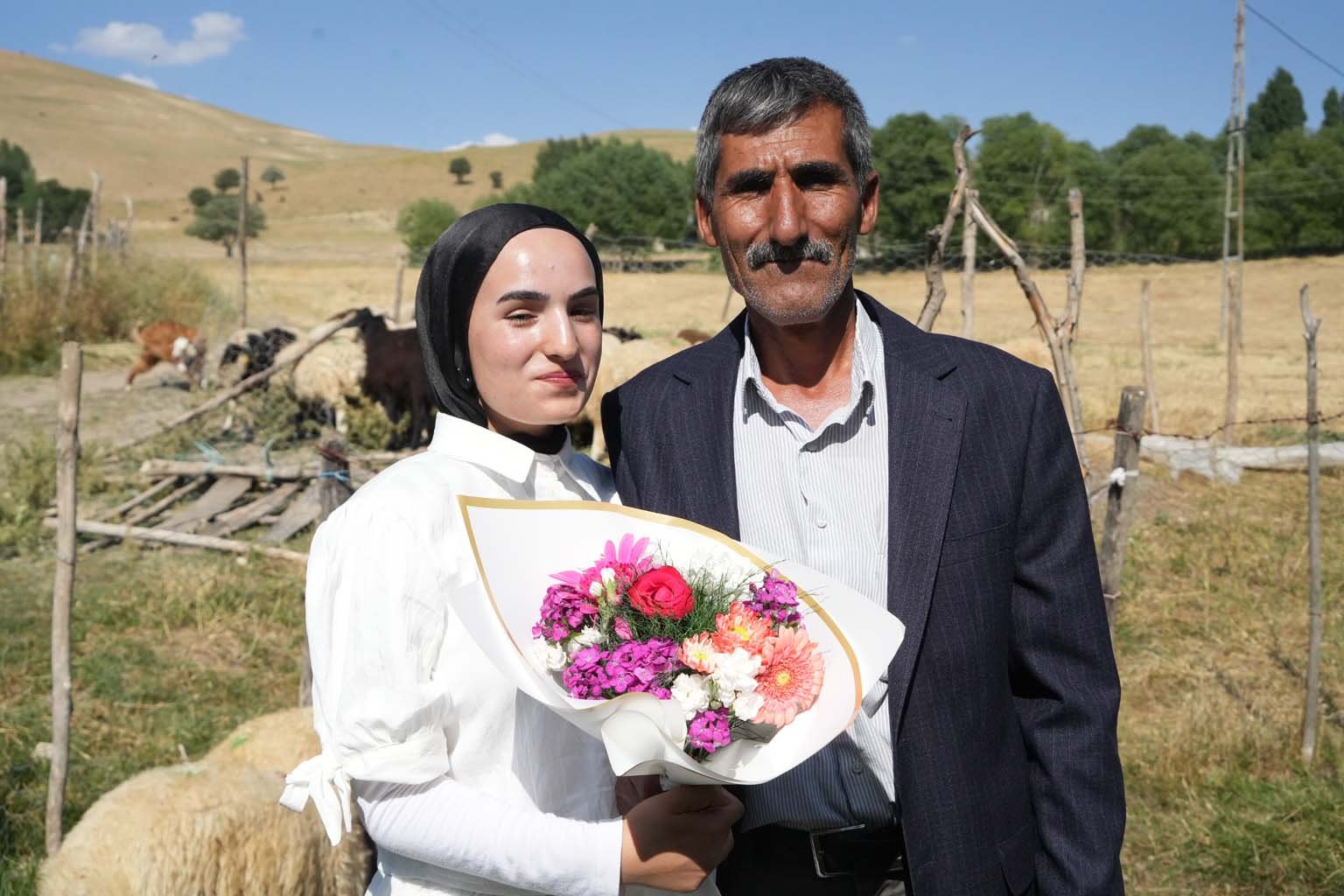 Babası Çiçeklerle Karşılamıştı, Müjdeli Haberi Aydın’dan Verdi (4)