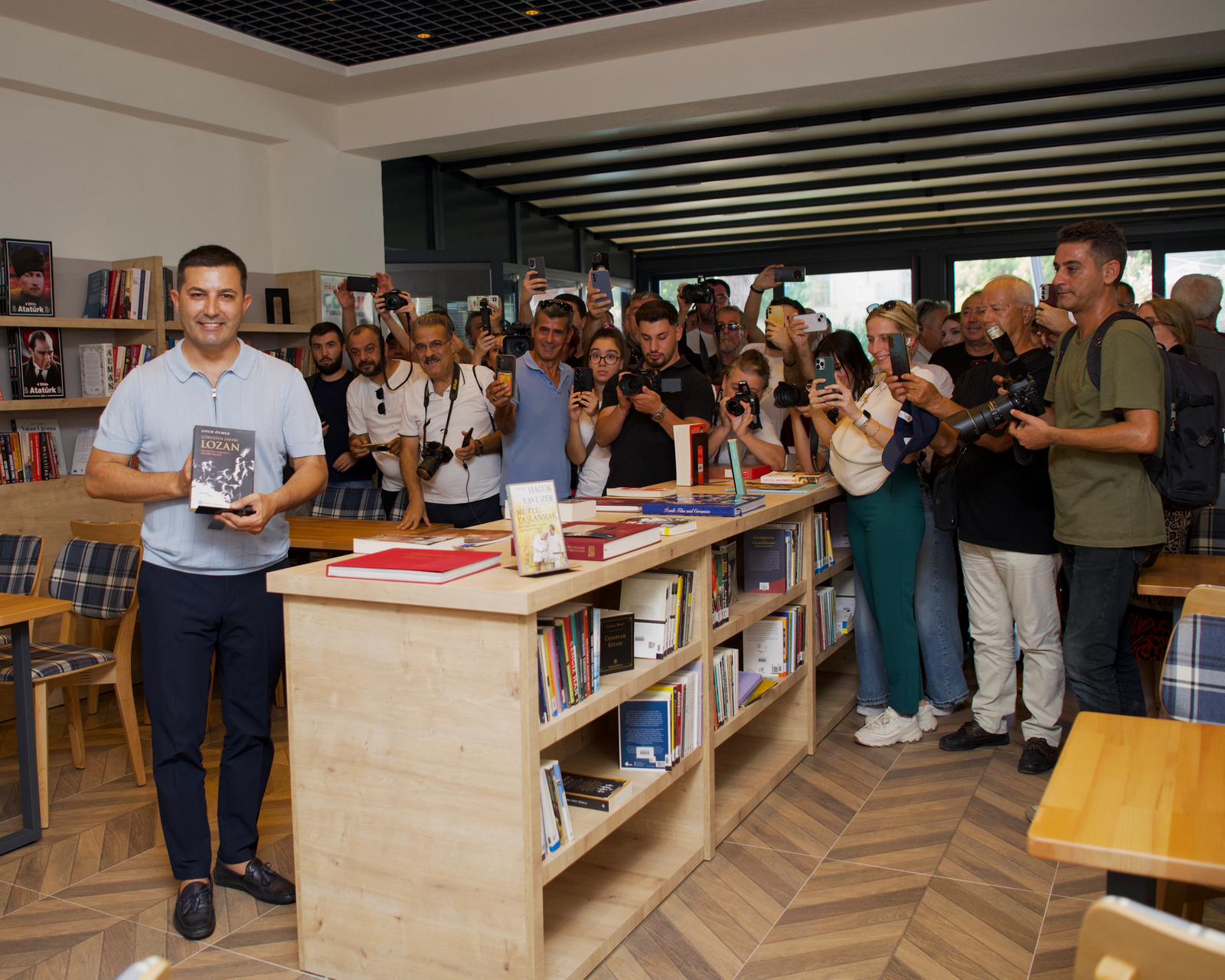 Baskan Günel Basin Toplantisi (2)