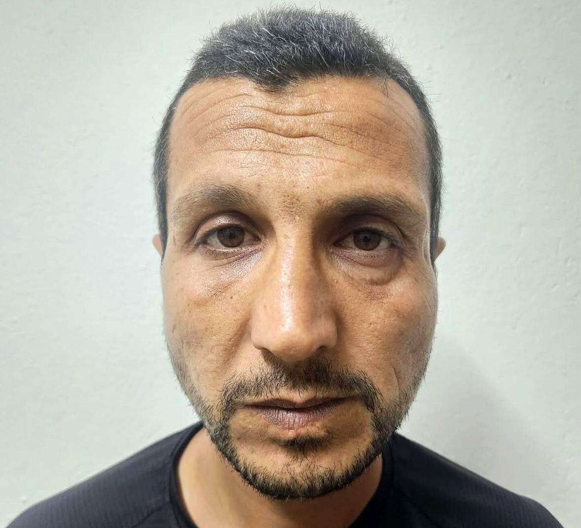 İnşaat Işçisi Tarlada Gömülü Bulundu