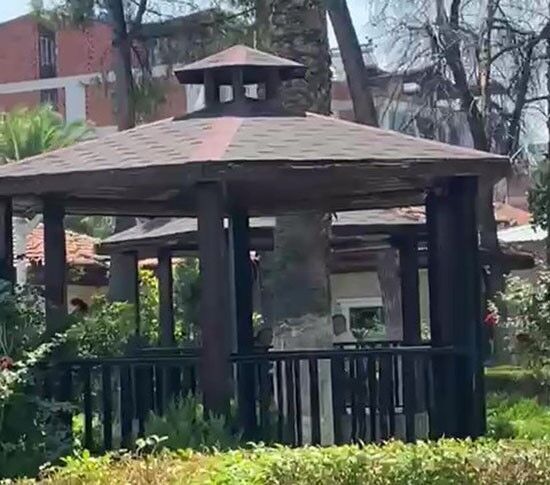 Karısı Tarafından Parkta Yakalanan Adam Belediyede Müdür Çıktı (5)