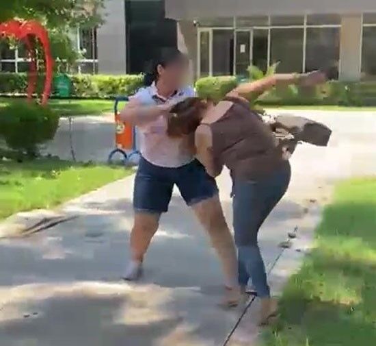Karısı Tarafından Parkta Yakalanan Adam Belediyede Müdür Çıktı
