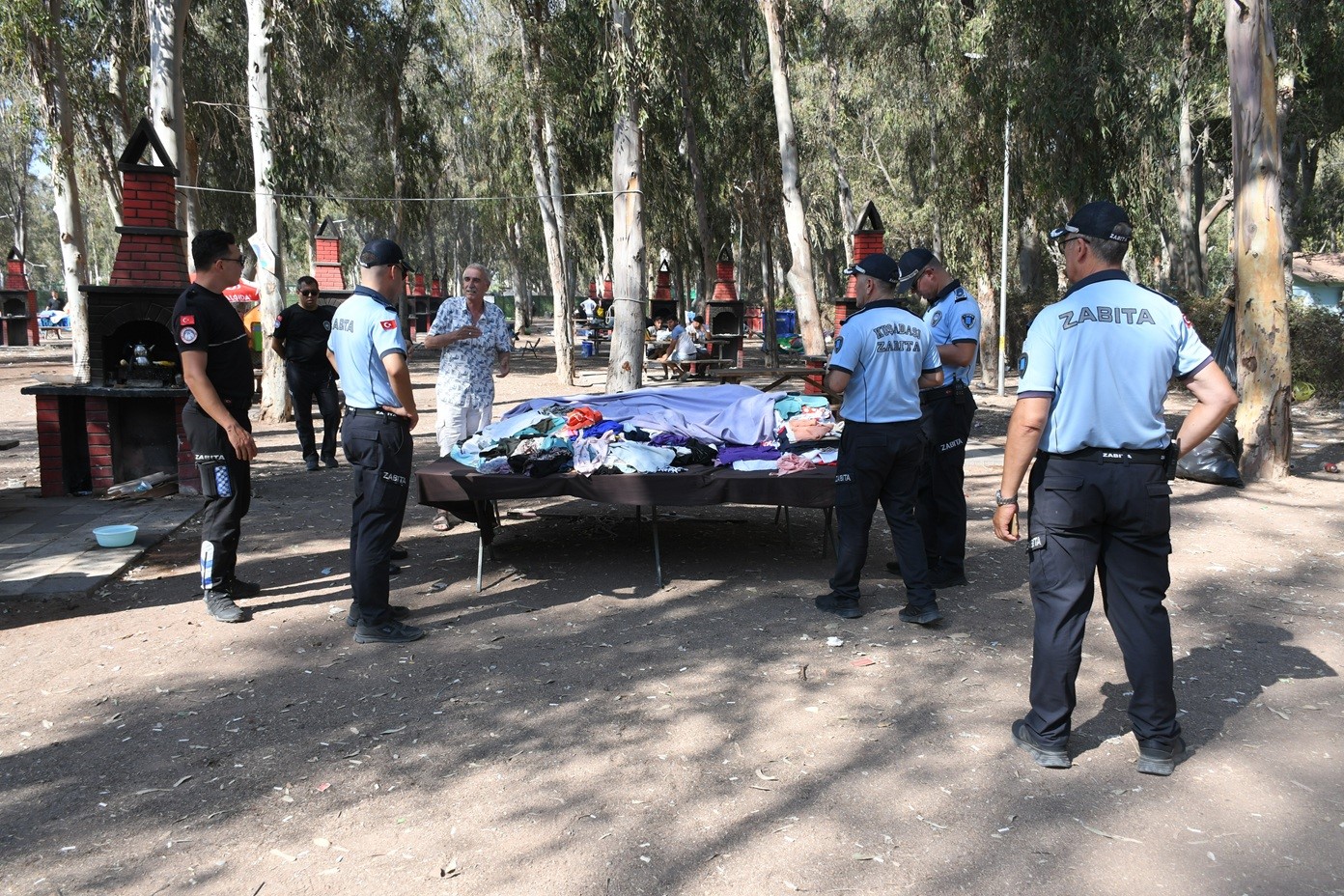 Kuşadası’nda Zabıta Ekiplerinden Çadır Ve Karavan Denetimi (4)