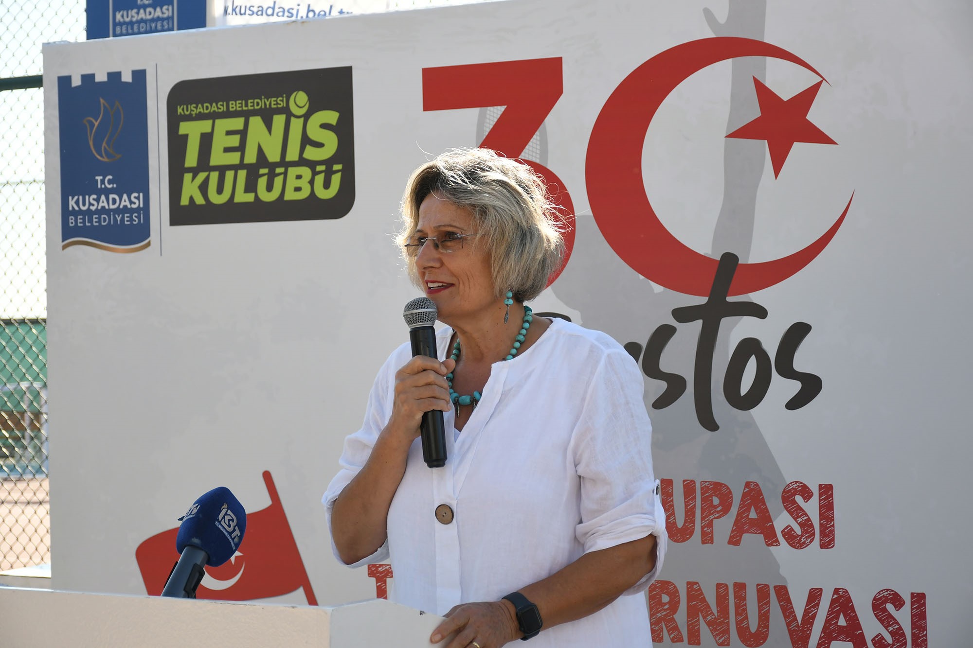 Kuşadası'nda Zafer Bayramı Coşkusu Tenis Turnuvasıyla Kutlanıyor (3)
