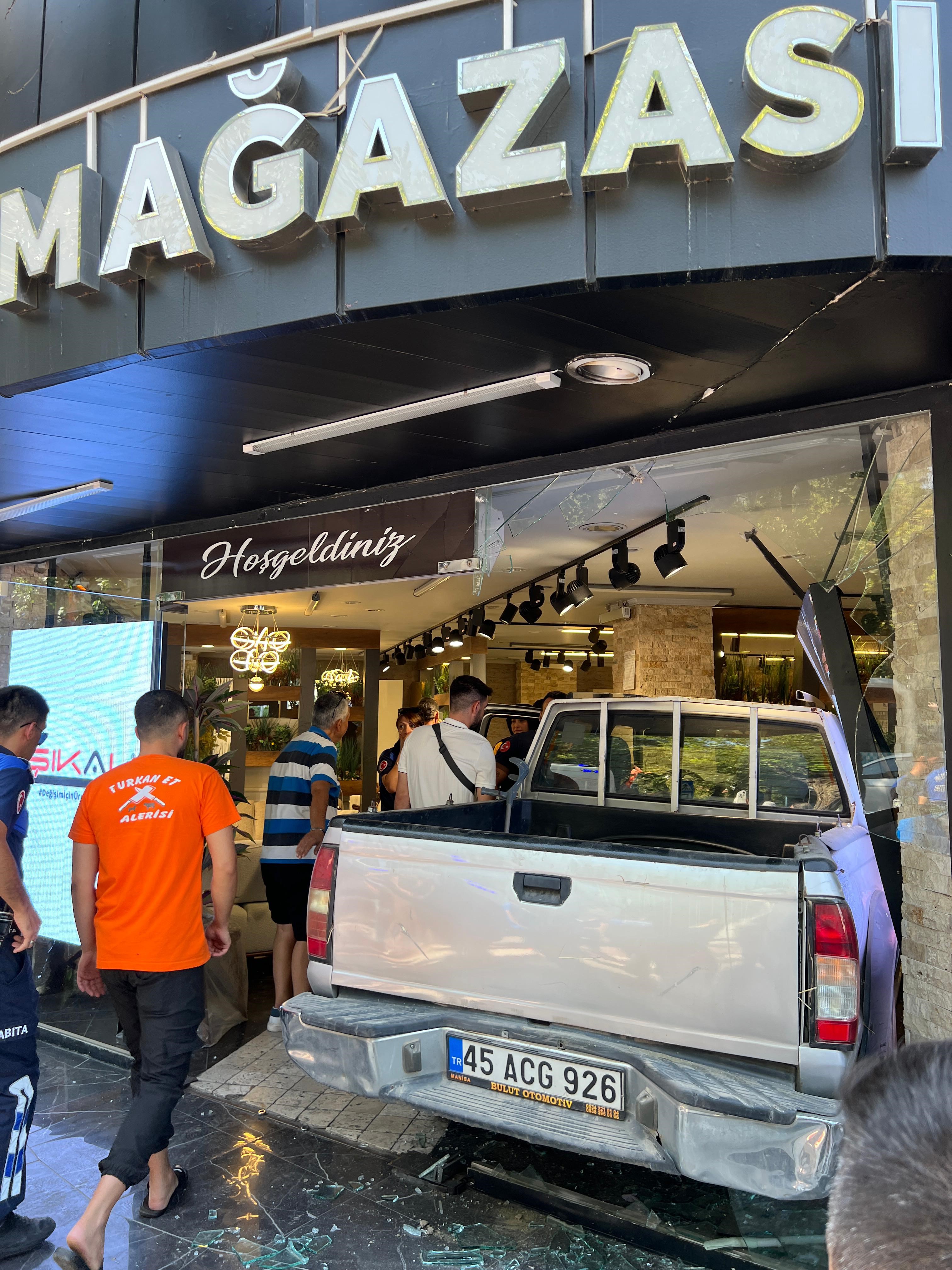 Ortalık Savaş Alanına Döndü (2)-2