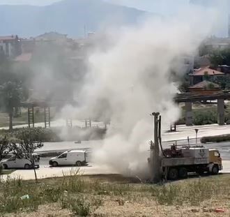 Sondaj Yapılırken Doğalgaz Hattı Patladı (4)