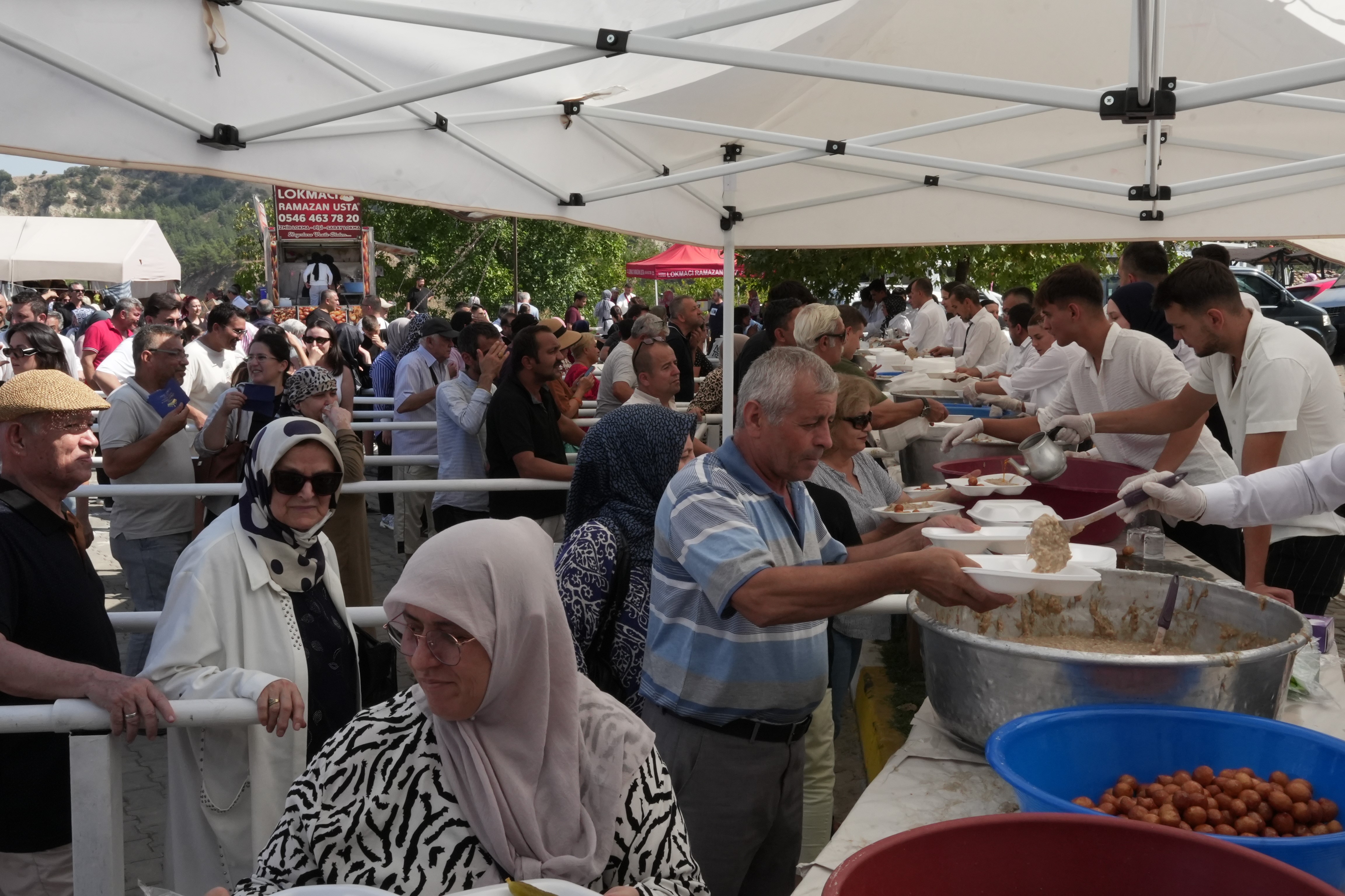 10 Ton Keşkek Dağıtıldı