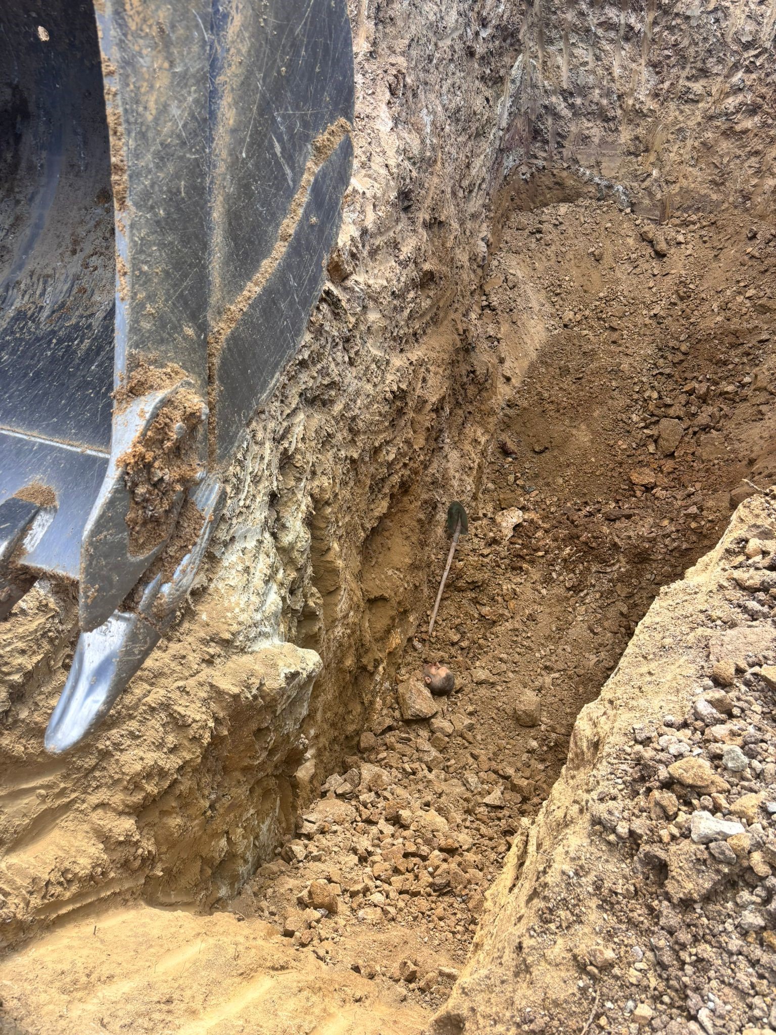 2 Çiftçi Toprak Altında Kaldı (4)