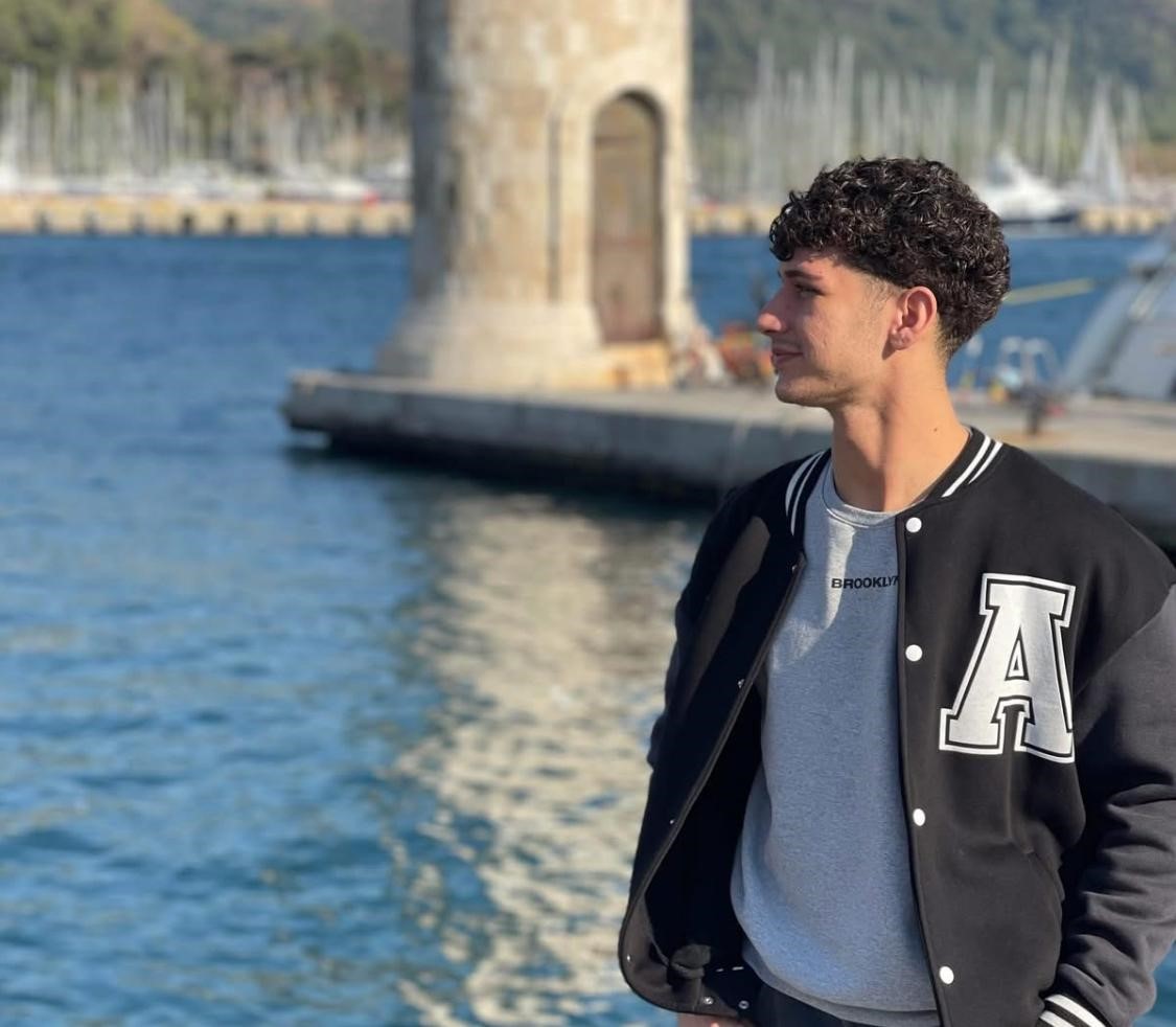 23 Yaşında Hayatını Kaybetti