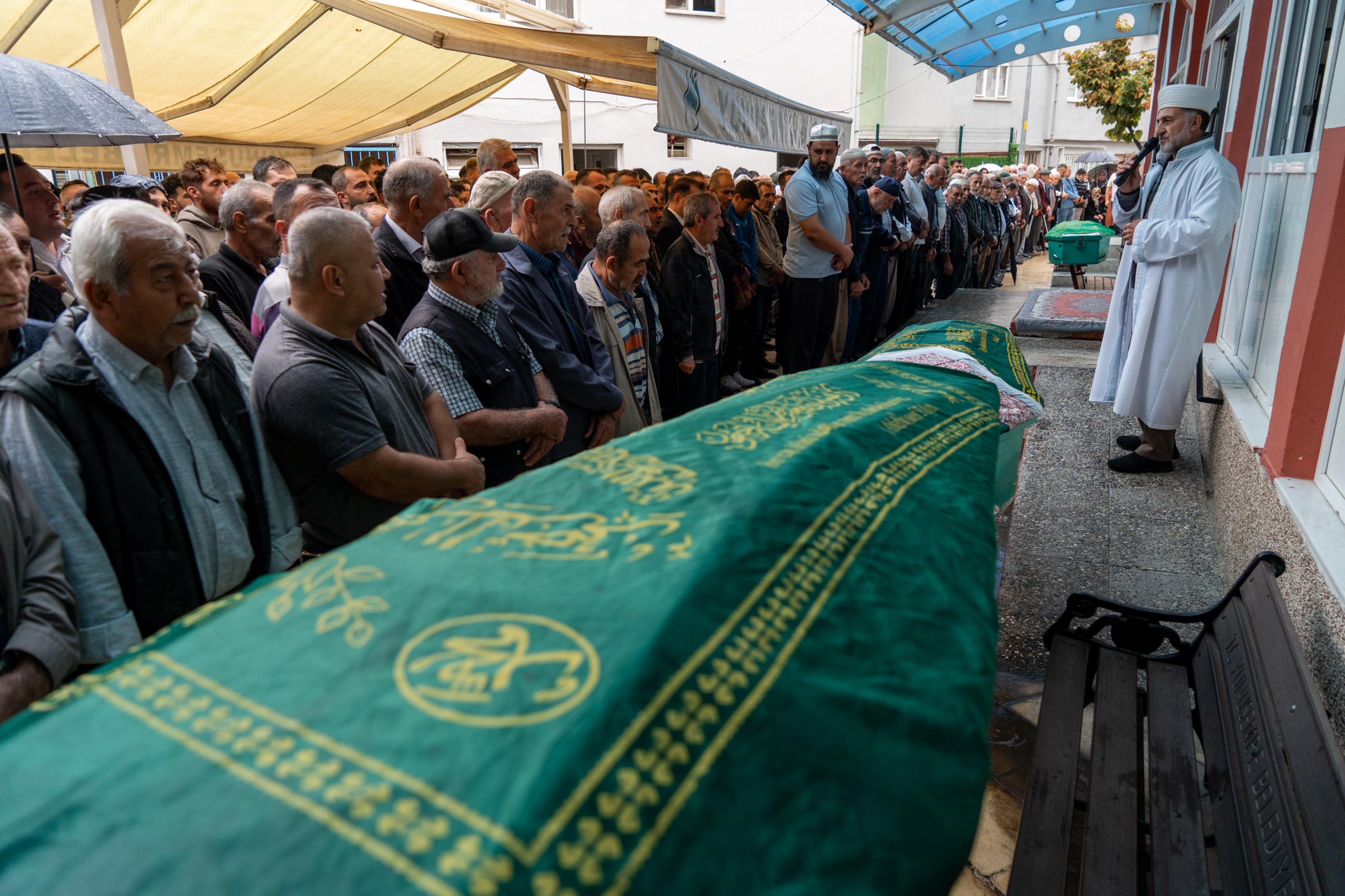 Anne, Baba Ve Oğullarına Yürek Burkan Veda (4)