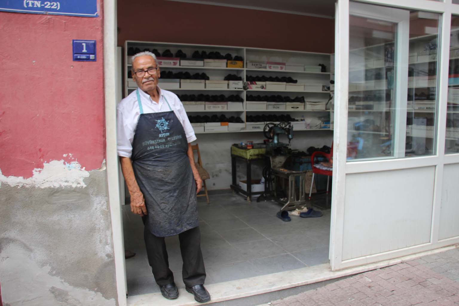 Aydın’da 88 Yaşındaki Nail Usta, 75 Yıldır Tezgahın Başında (3)