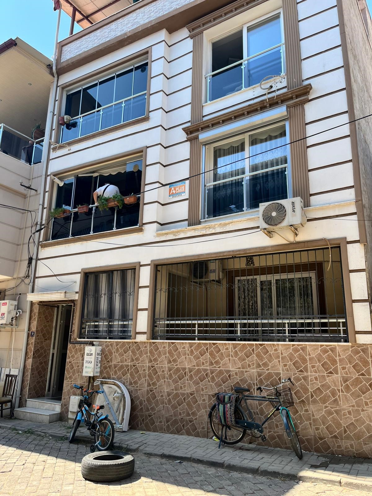 Aydın’da Cenaze Asansörlü Araçla Indirildi (4)