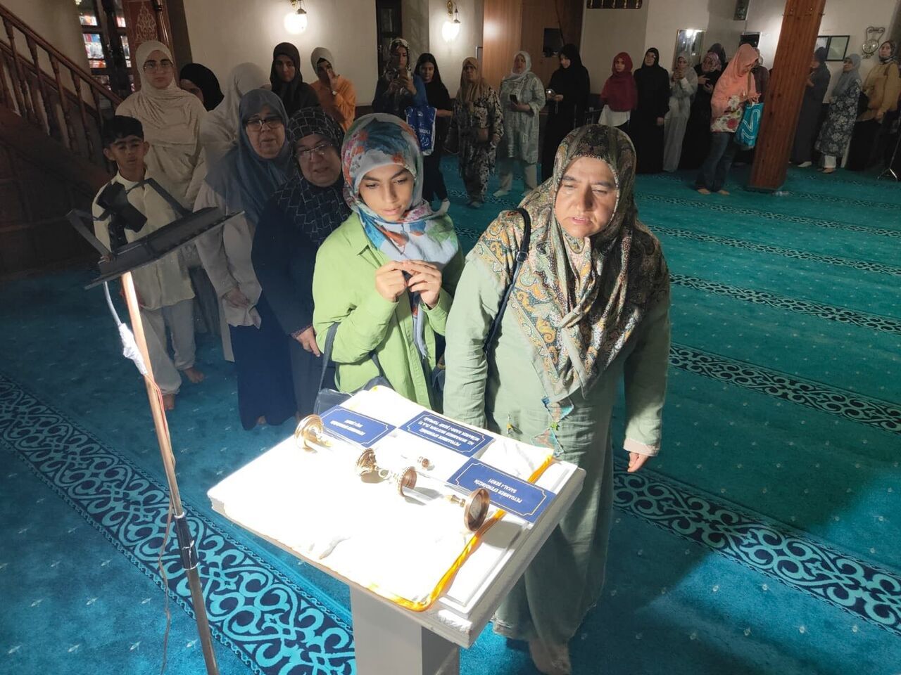 Aydın’da Hz. Muhammed’in Saç Teli Ziyarete Açıldı (2)