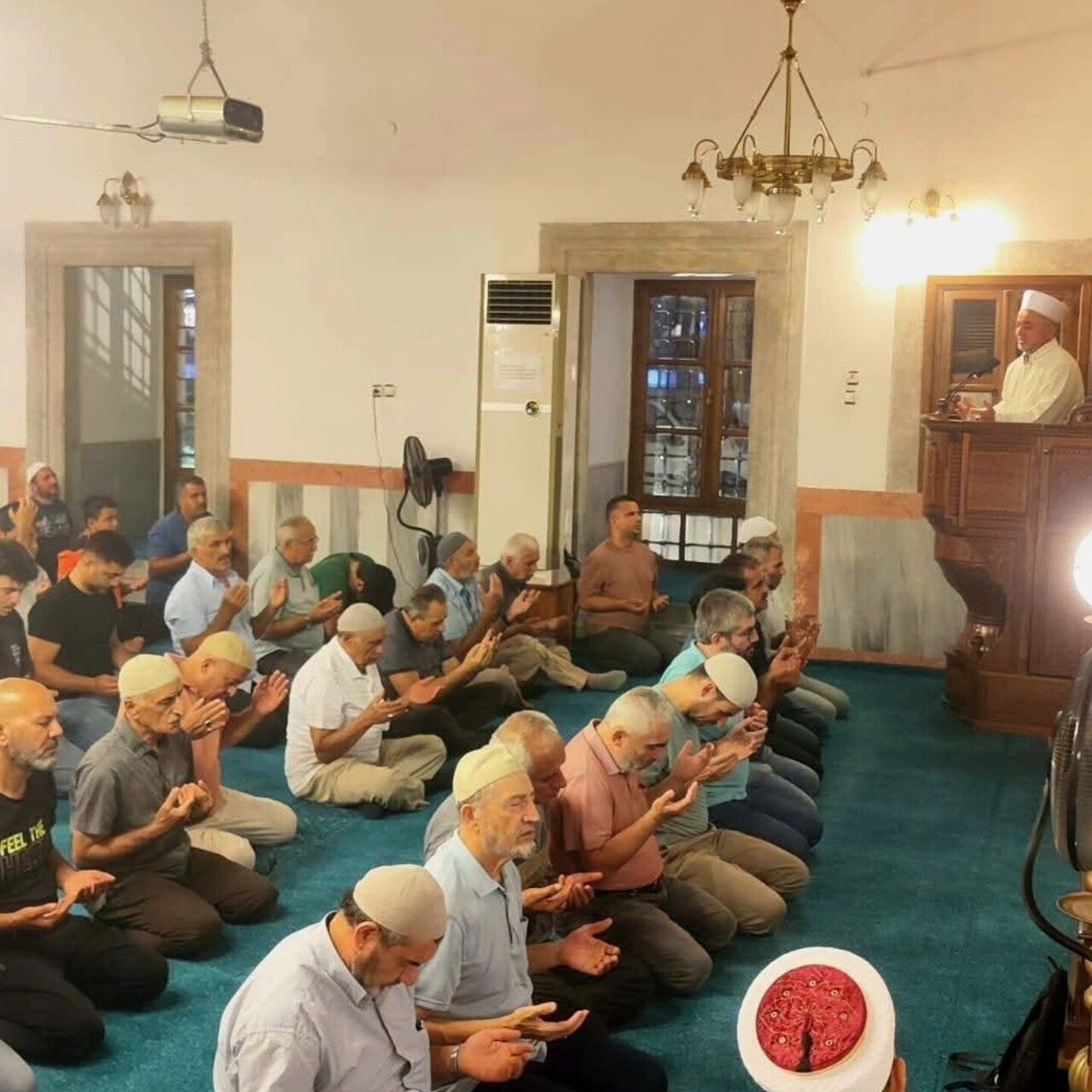 Aydın’da Mevlid Kandili’nde Camiler Dolup Taştı (2)