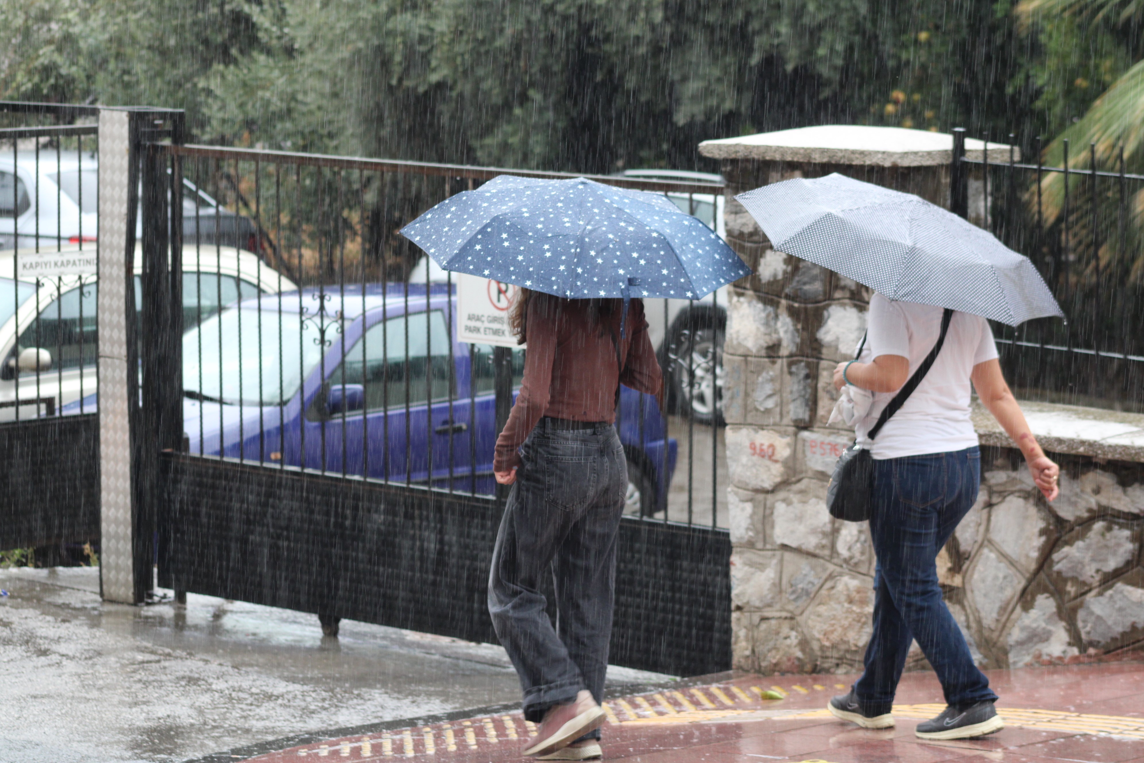 Aydın’da Sağanak Hayatı Olumsuz Etkiledi (2)