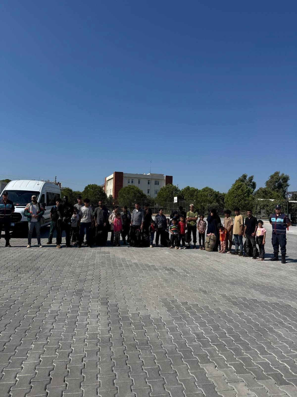 Aydın’da Sahilde Yakalandılar (3)