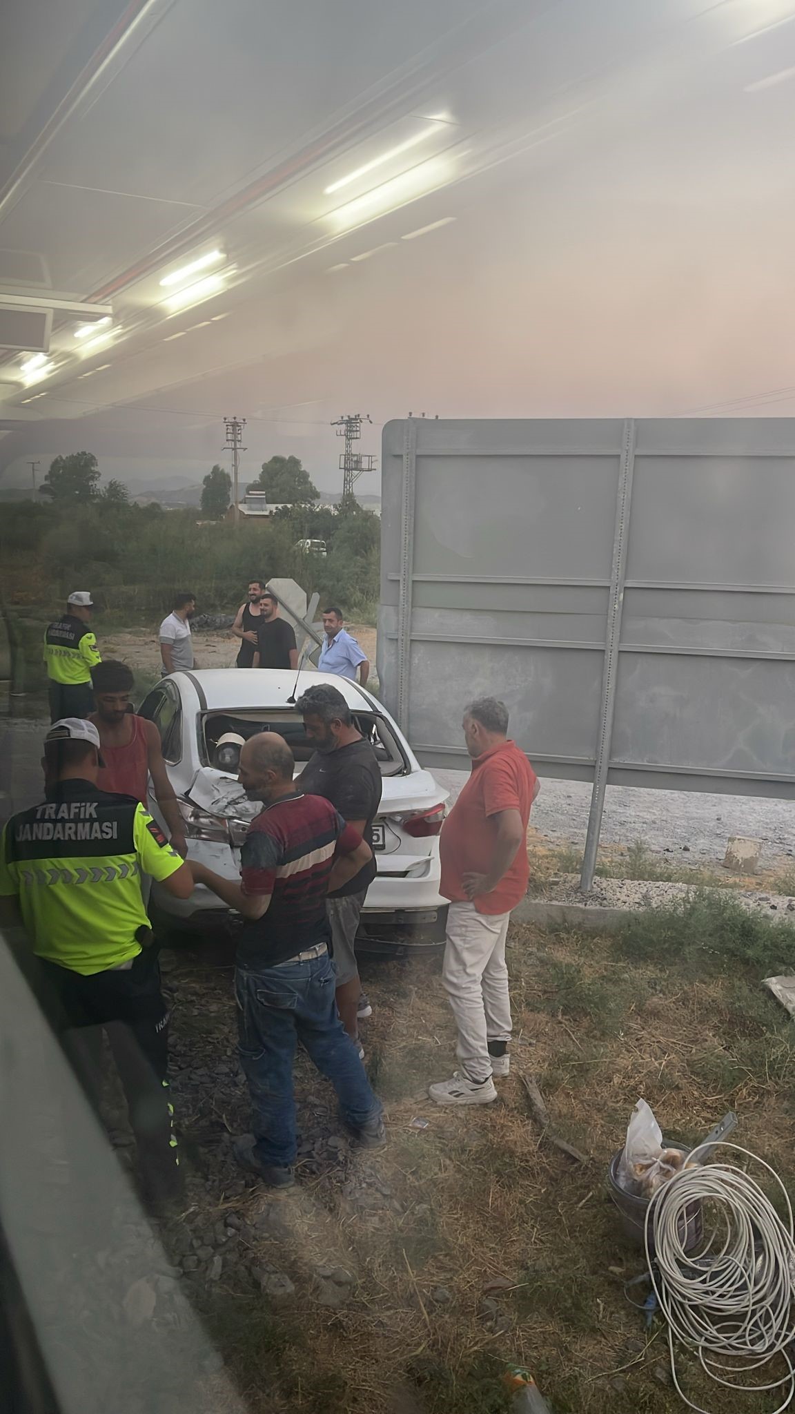 Aydın’da Tren Otomobile Çarptı (2)