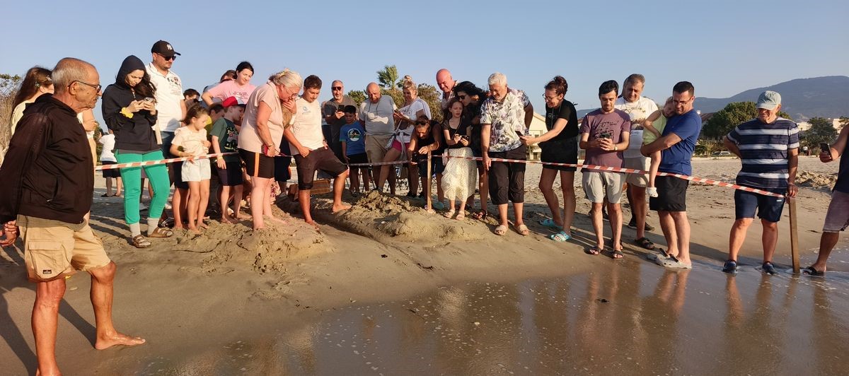 Aydın’da Vatandaşların Meraklı Bakışları Arasında Yeni Hayatlarına Başladılar (6)