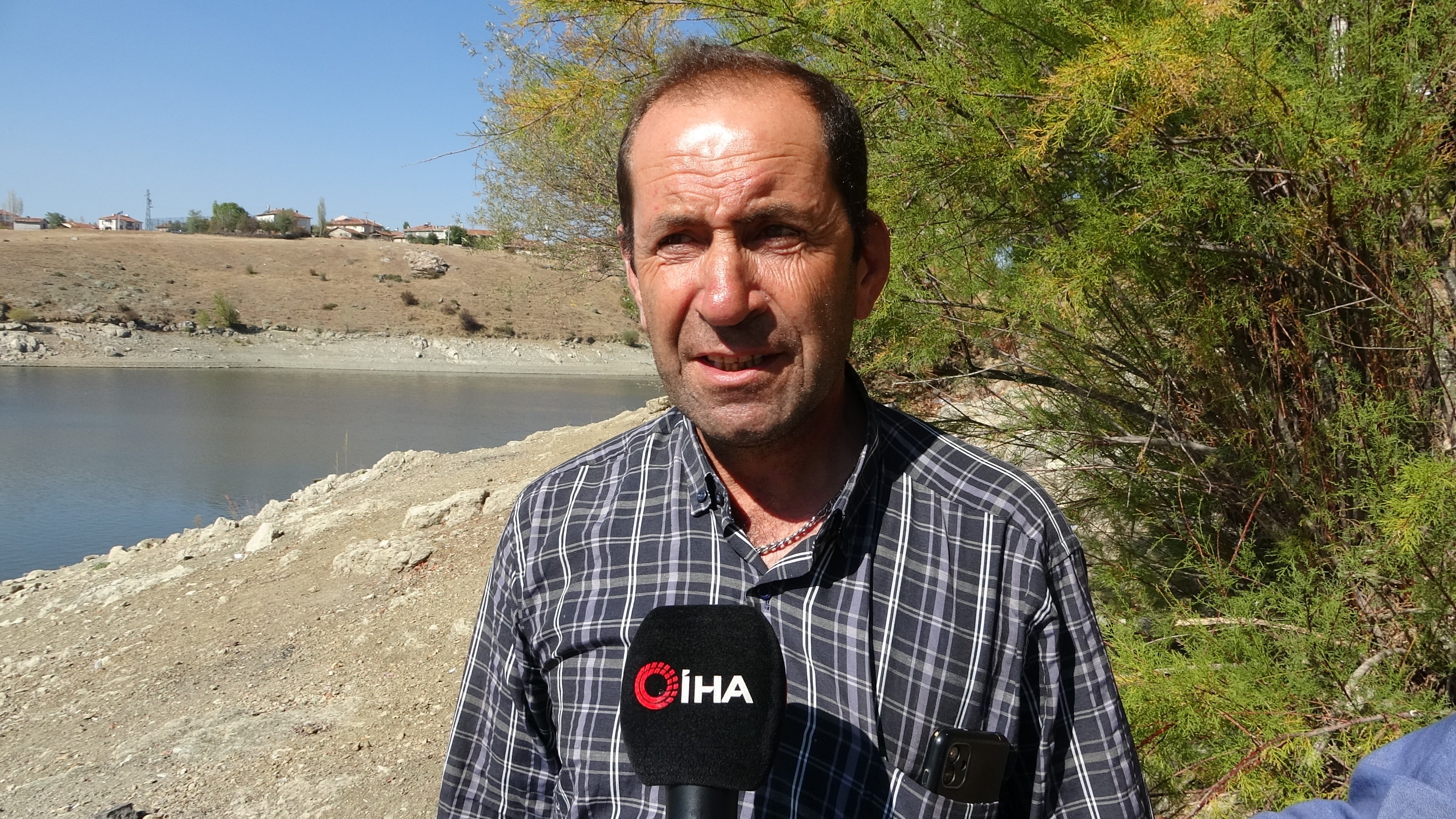 Balıklar Toplu Şekilde Öldü, Vatandaş Panikledi (4)