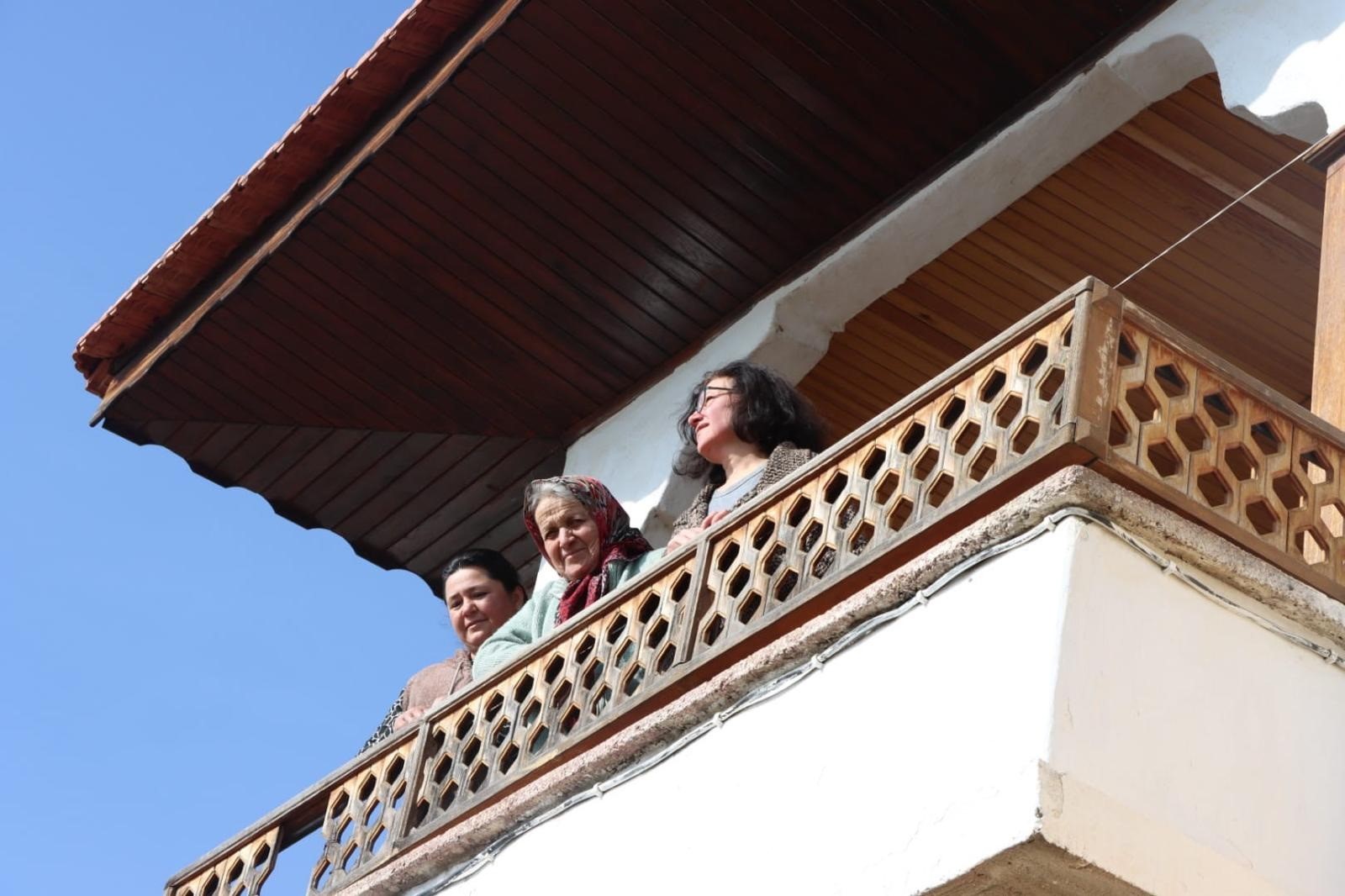 Bu Mahalle Tarihin Izlerini Taşıyor (6)