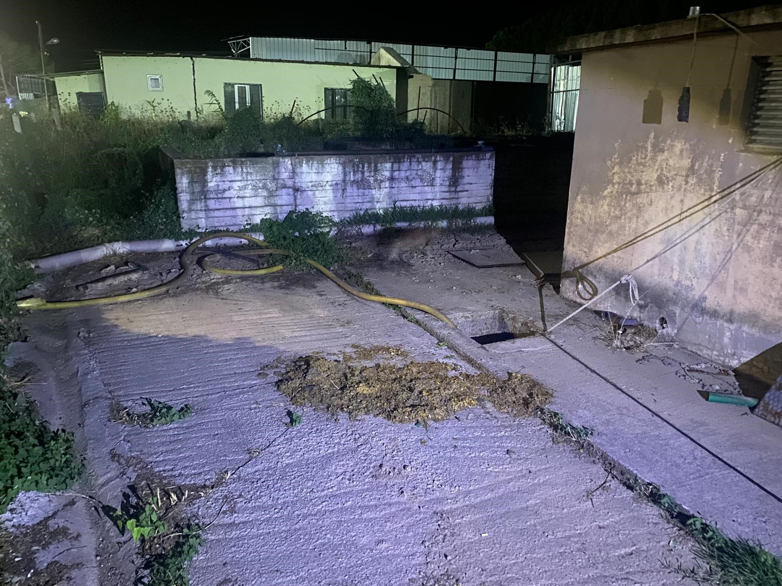 Ekipler Fabrikaya Baskın Düzenledi (3)