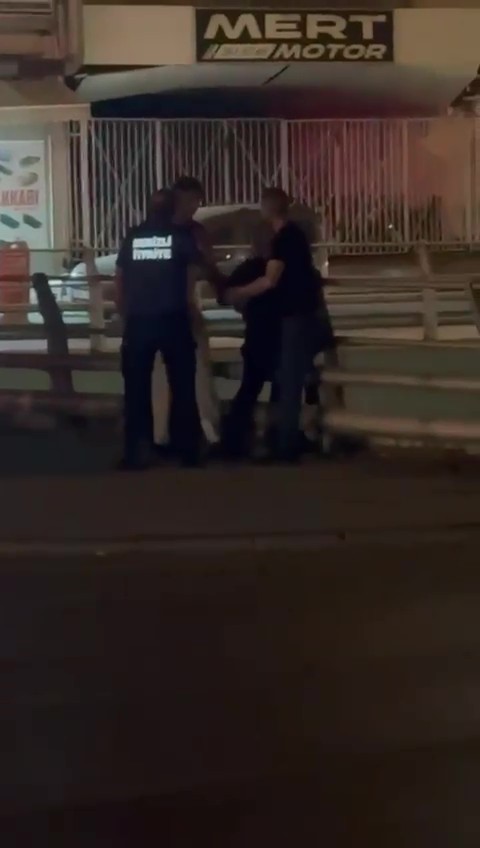 Genç Kadın Son Anda Kurtarıldı (2)