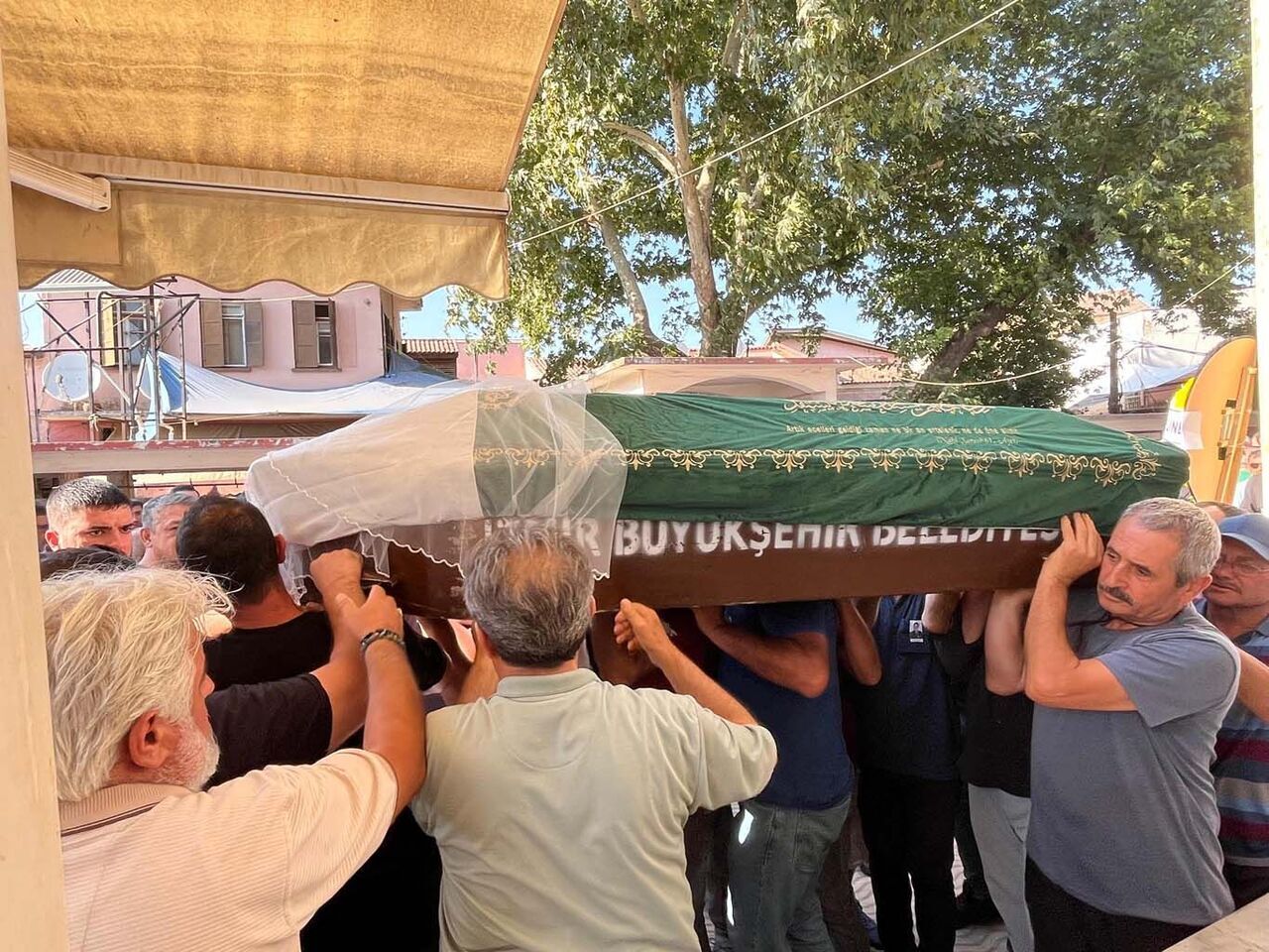 Genç Kız Duvağıyla Uğurlandı (6)-1