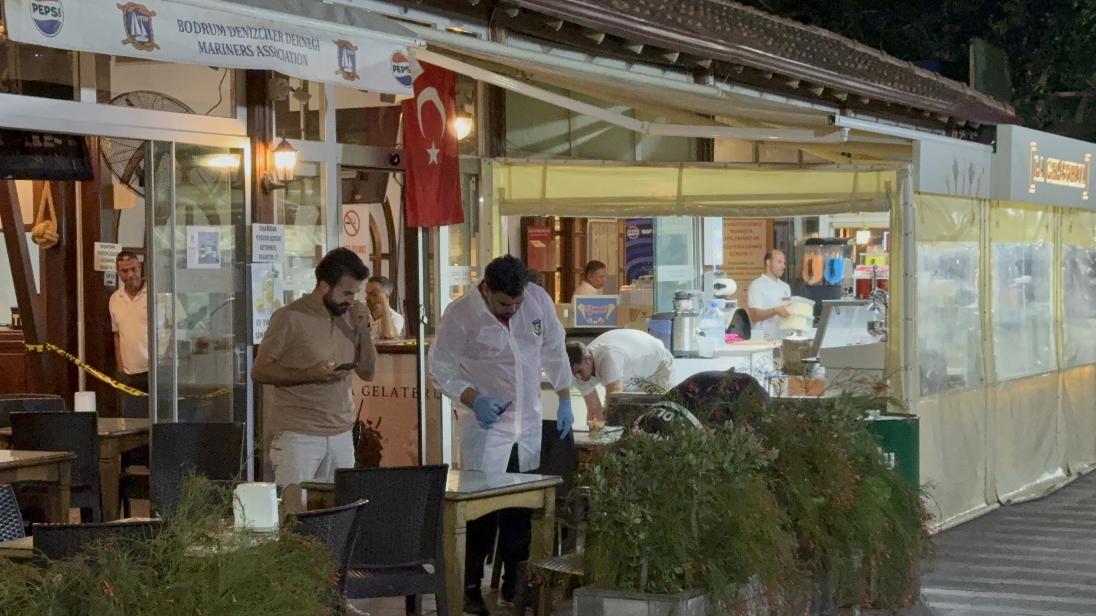 Hesap Kavgası Sonrası Kafeye Kurşun Yağmuru (4)