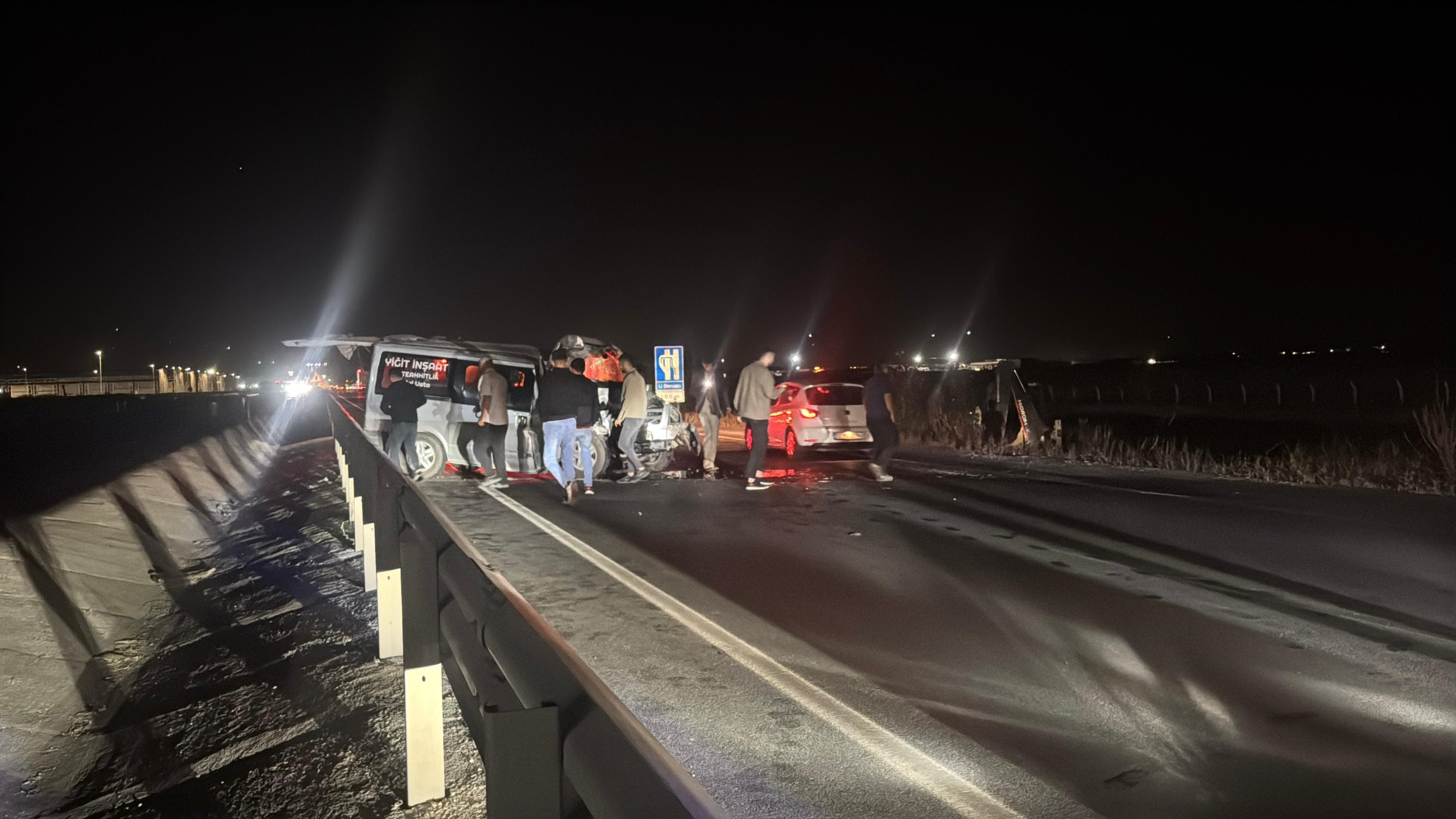 İş Makinasına Çarptı, Ağır Yaralandı (3)