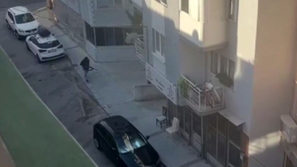 İzmir’deki Saldırgan Yaralı Olarak Yakalandı (4)