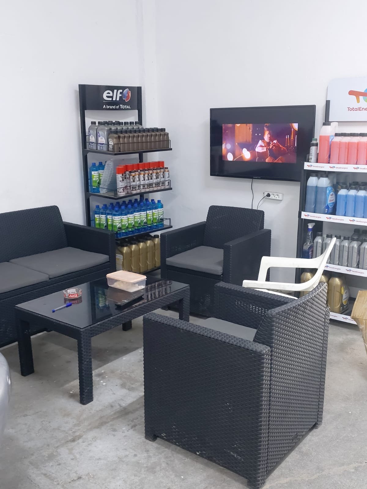 Kuşadası Ve Çevresi Akın Ediyor Ege Otomotiv, Citroen, Ds Ve Peugeot Sahiplerinin Güven Adresi (3)