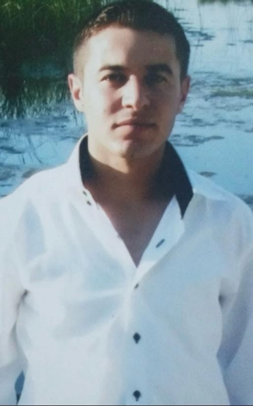 Mağarada Yakalandı (2)