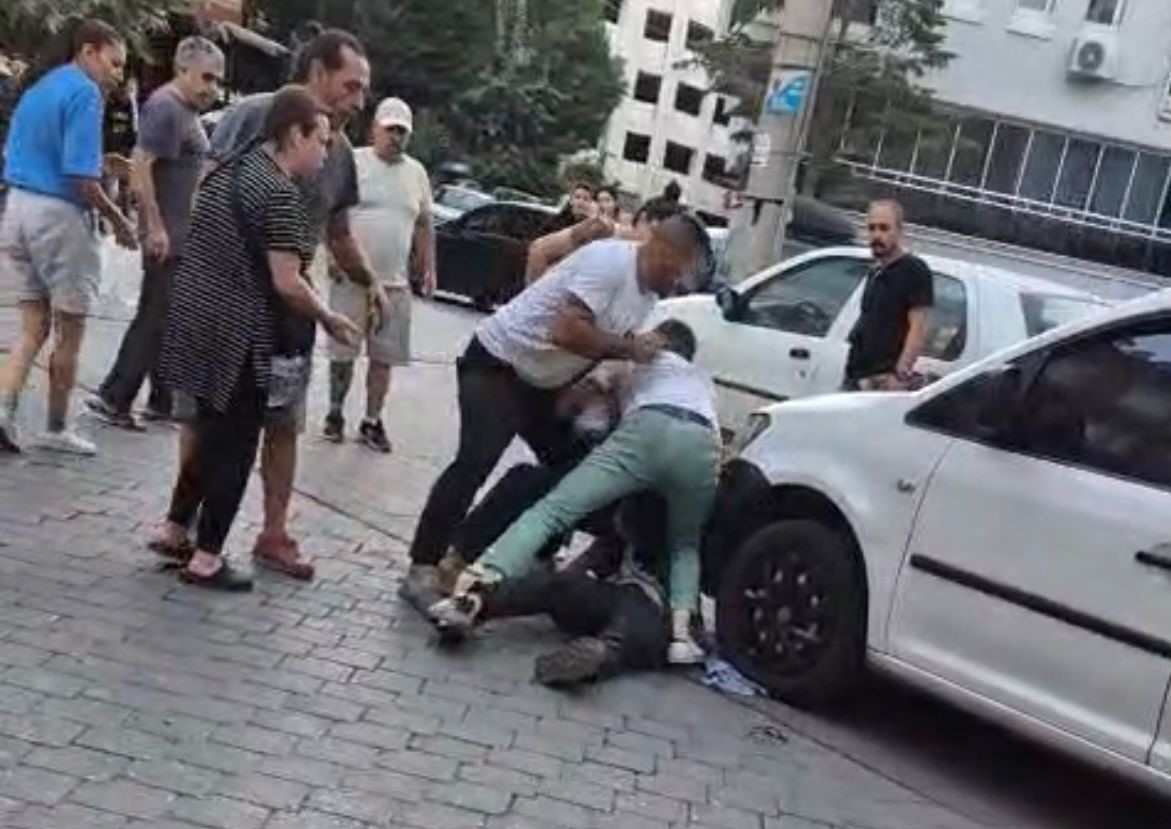 Ortalık Bir Anda Karıştı (3)