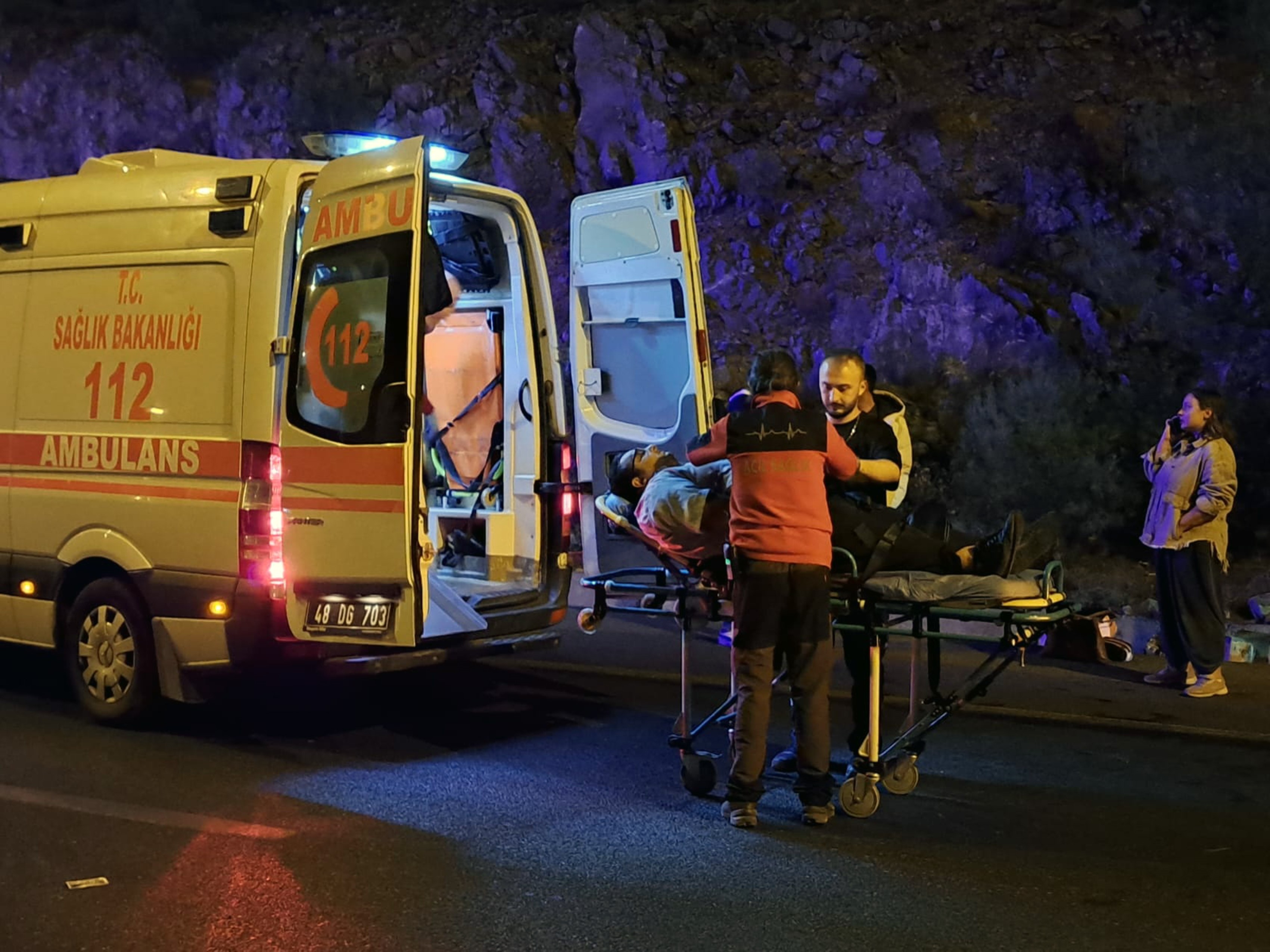 Otobüs Devrildi, Yaralılar Var (5)