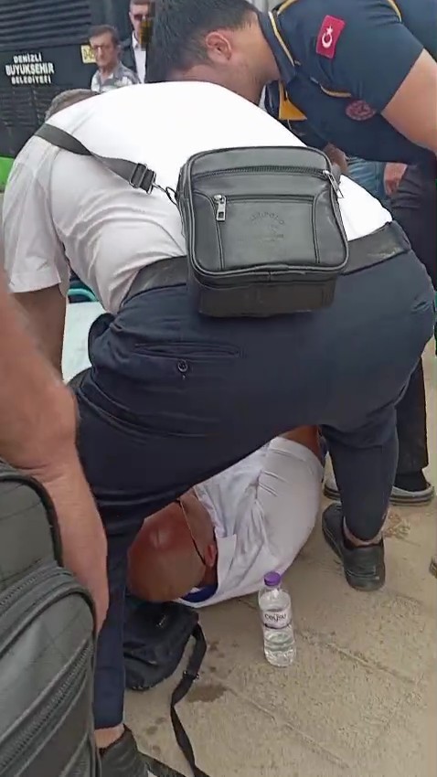 Otobüs Şoförü Yere Yığıldı (3)