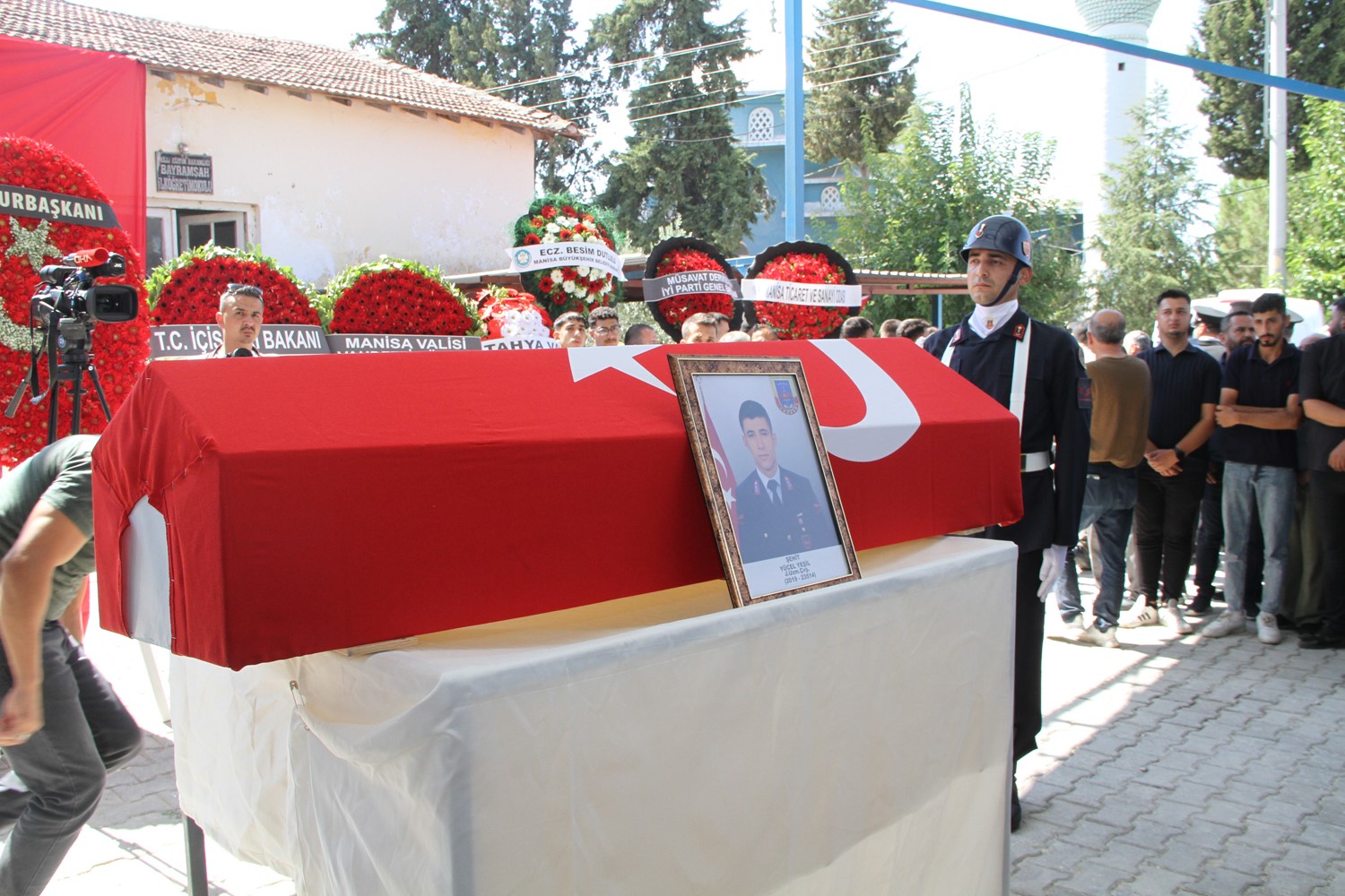 Şehidimiz 2 Gün Sonra Ikinci Kez Baba Olacaktı (6)