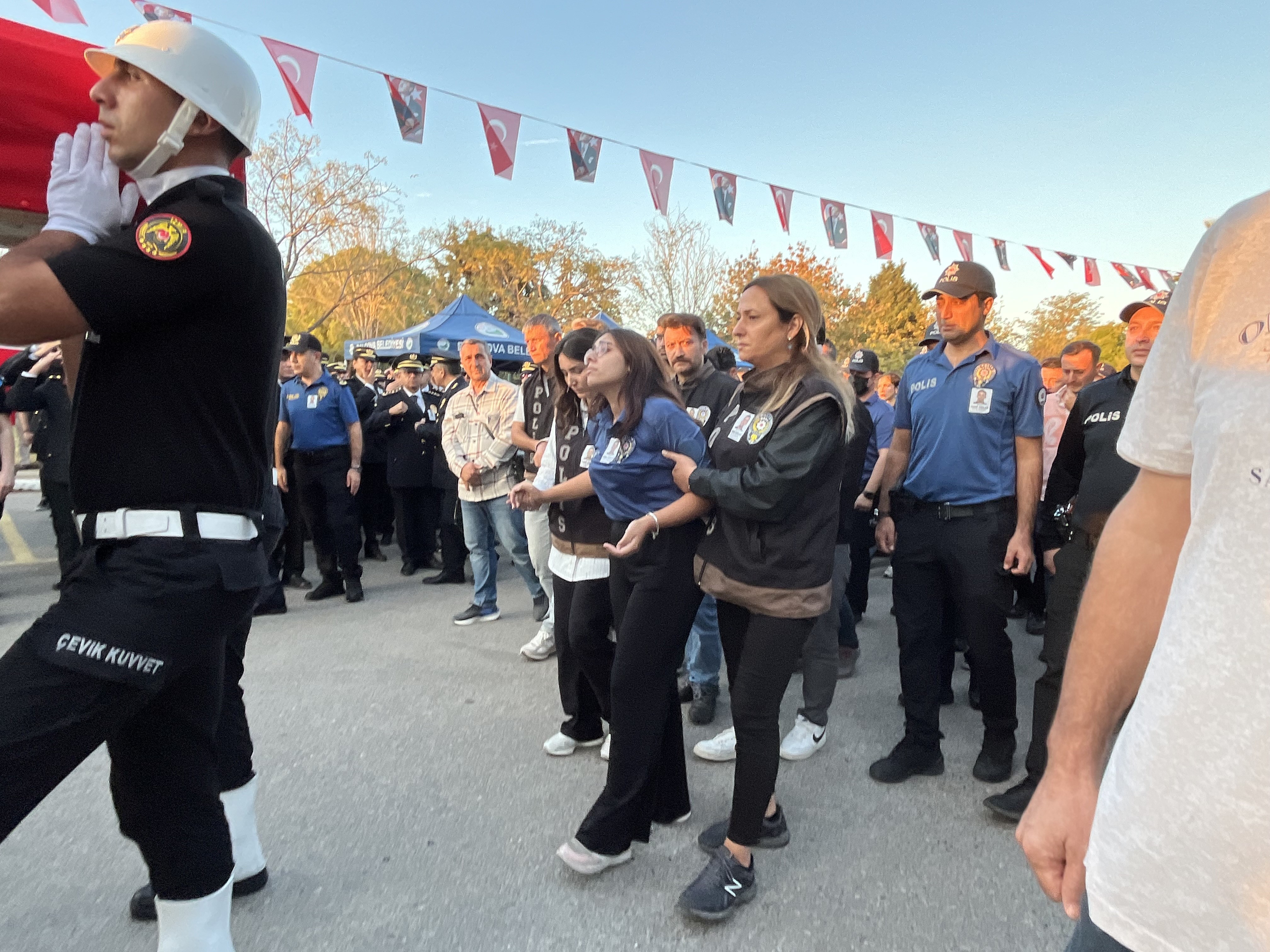Şehidimizin Nişanlısı Ne Olur Ömer'imi Götürmeyin (3)