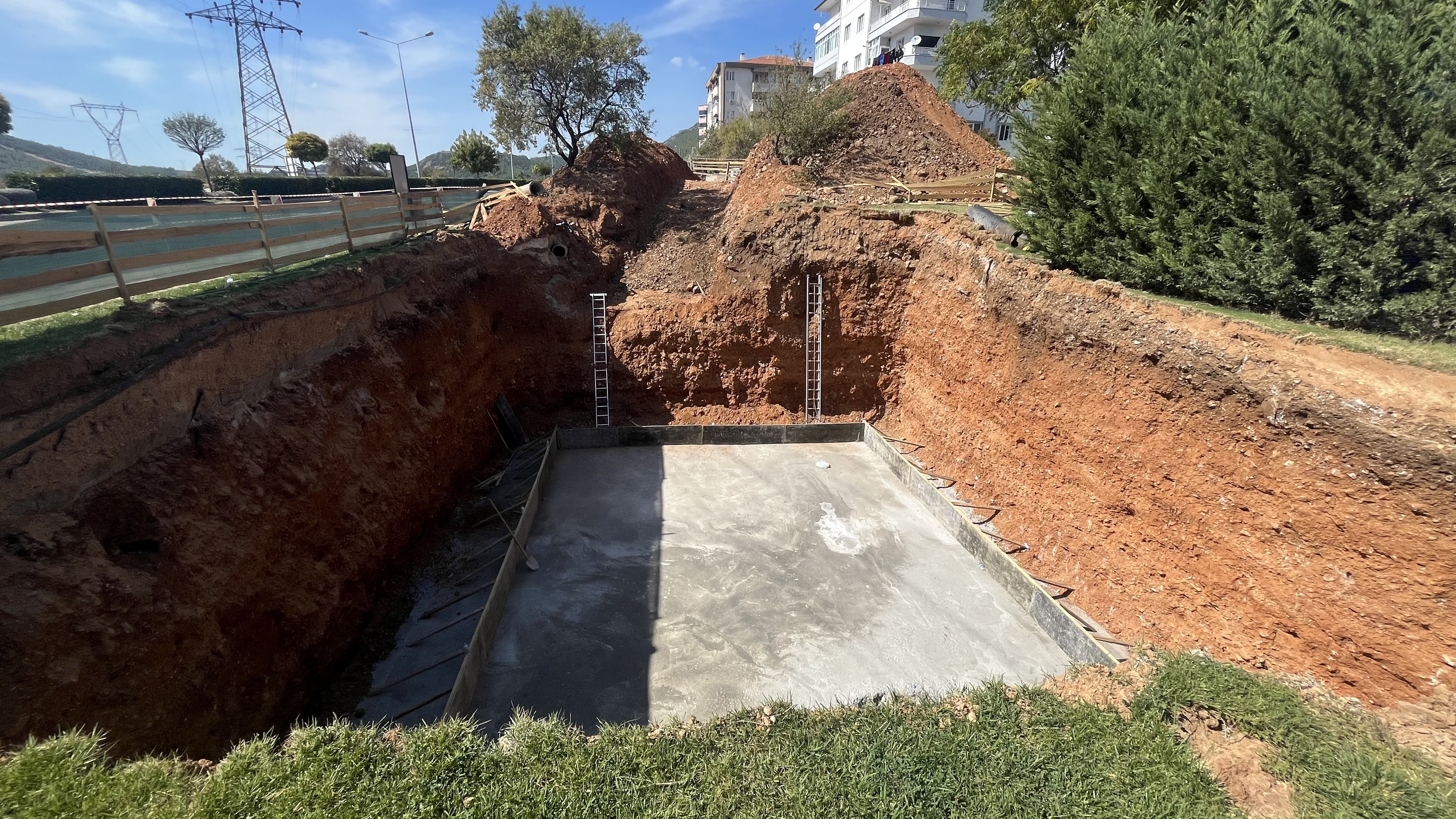 Su Deposu Için Kazmayı Vurdular, Topraktan Tarihi Eser Fışkırdı (4)