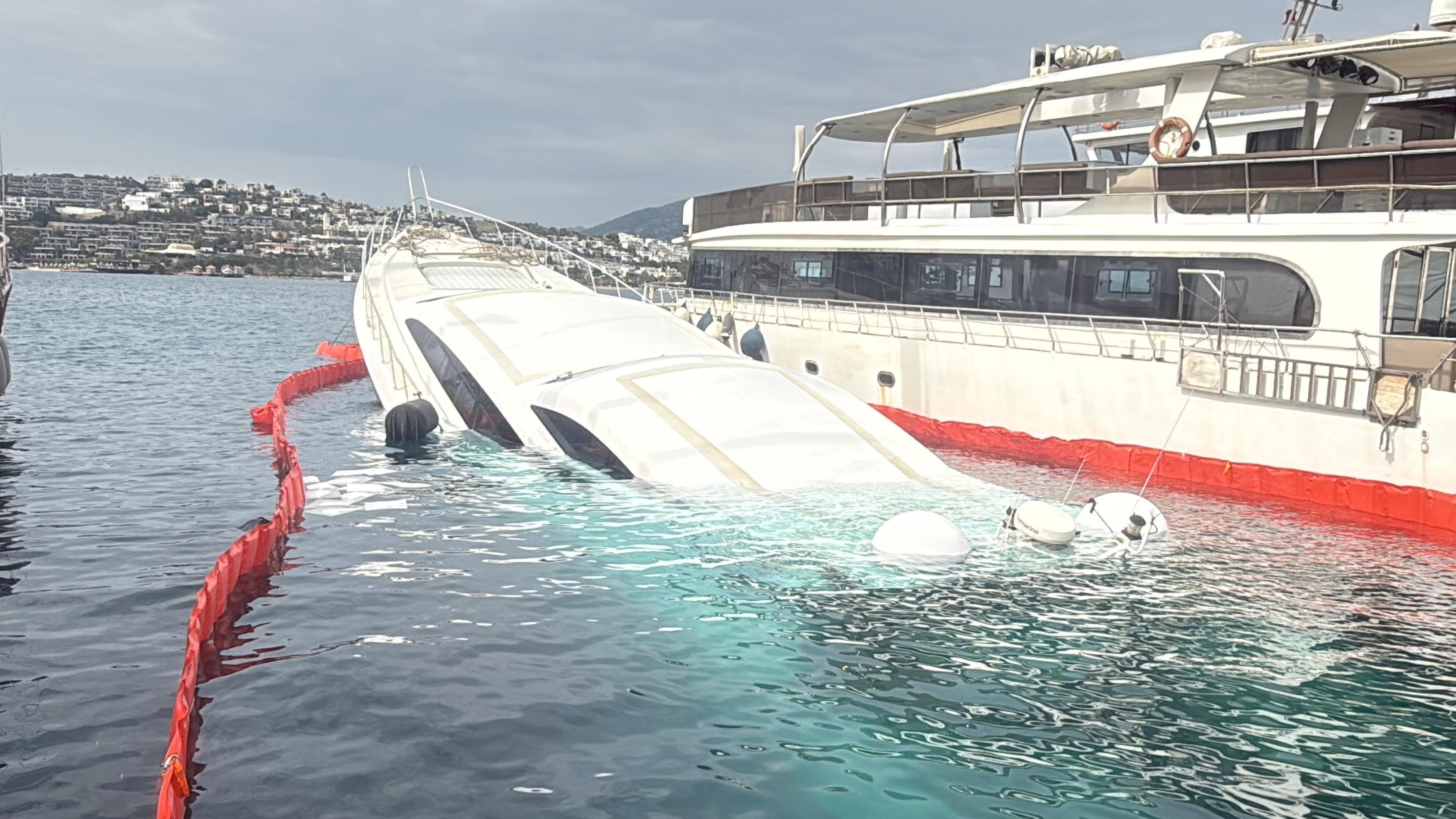 40 Milyon Tl’lik Yat Sulara Gömüldü (2)