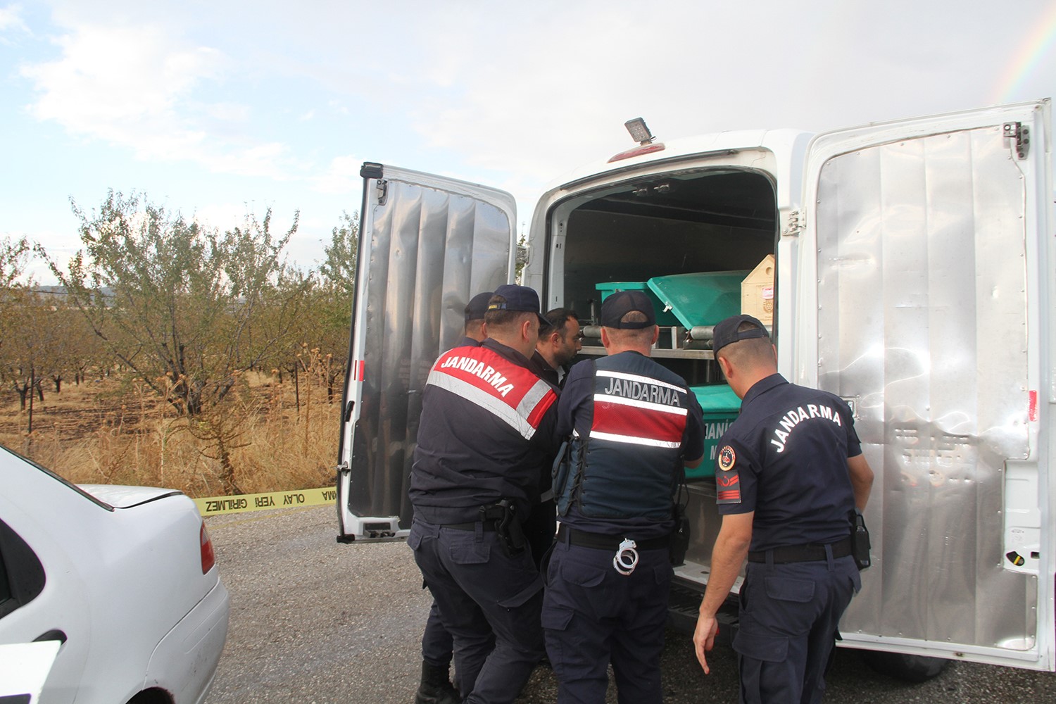 40 Yaşındaki Kadın Yaşamını Yitirdi (8)