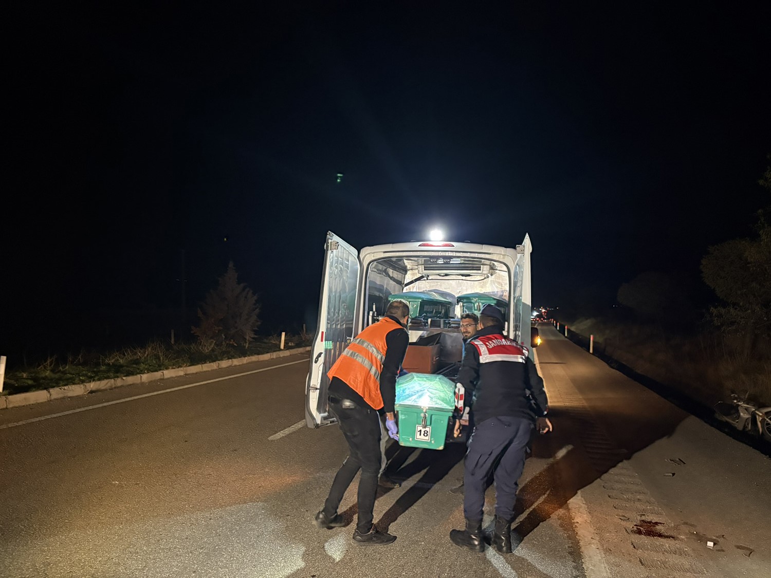 50 Yaşındaki Adam Can Verdi (6)